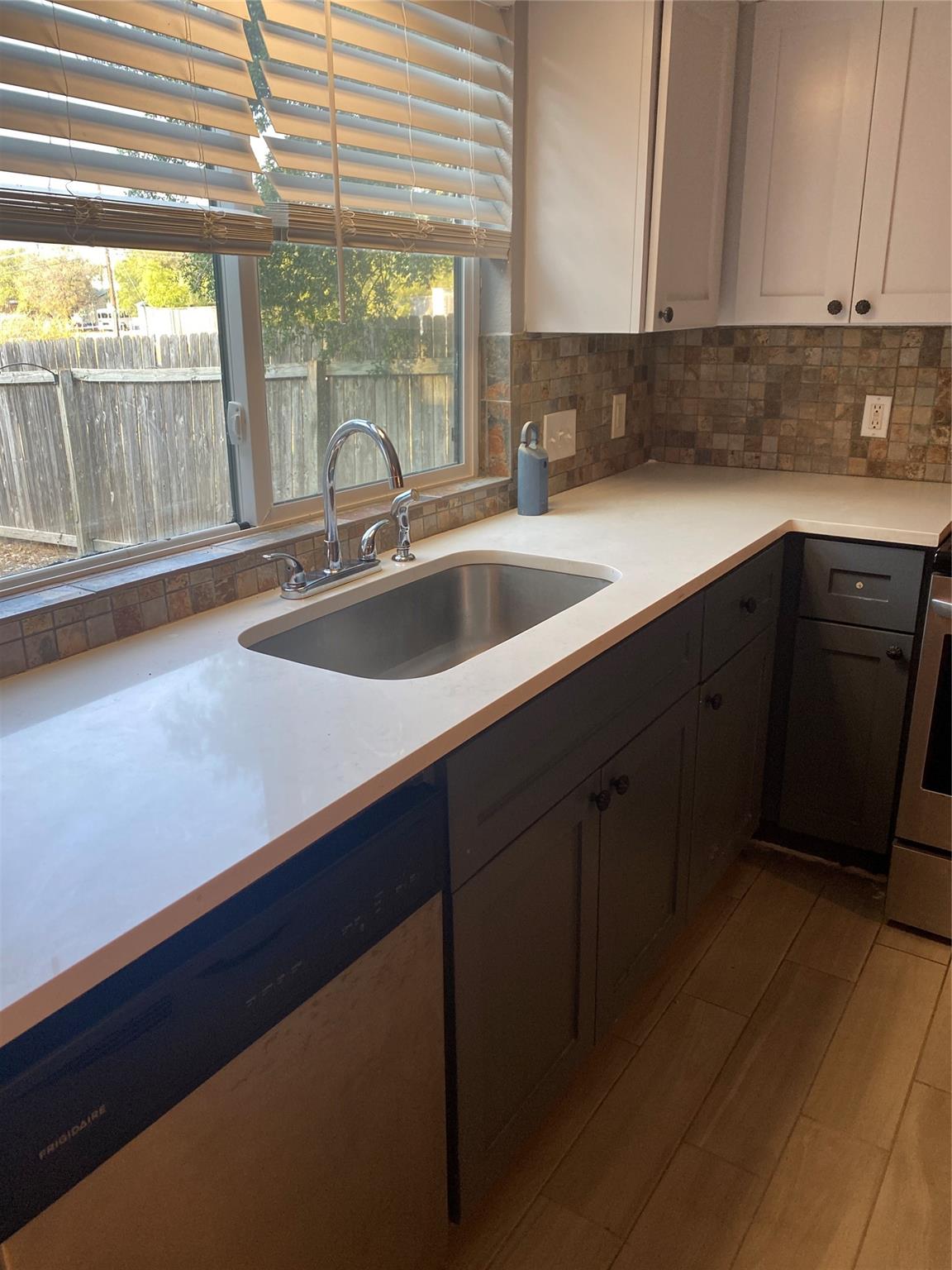 4204 HUDSON BEND RD #A — photo 5