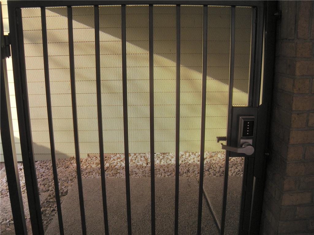 908 Poplar ST #207 — photo 3