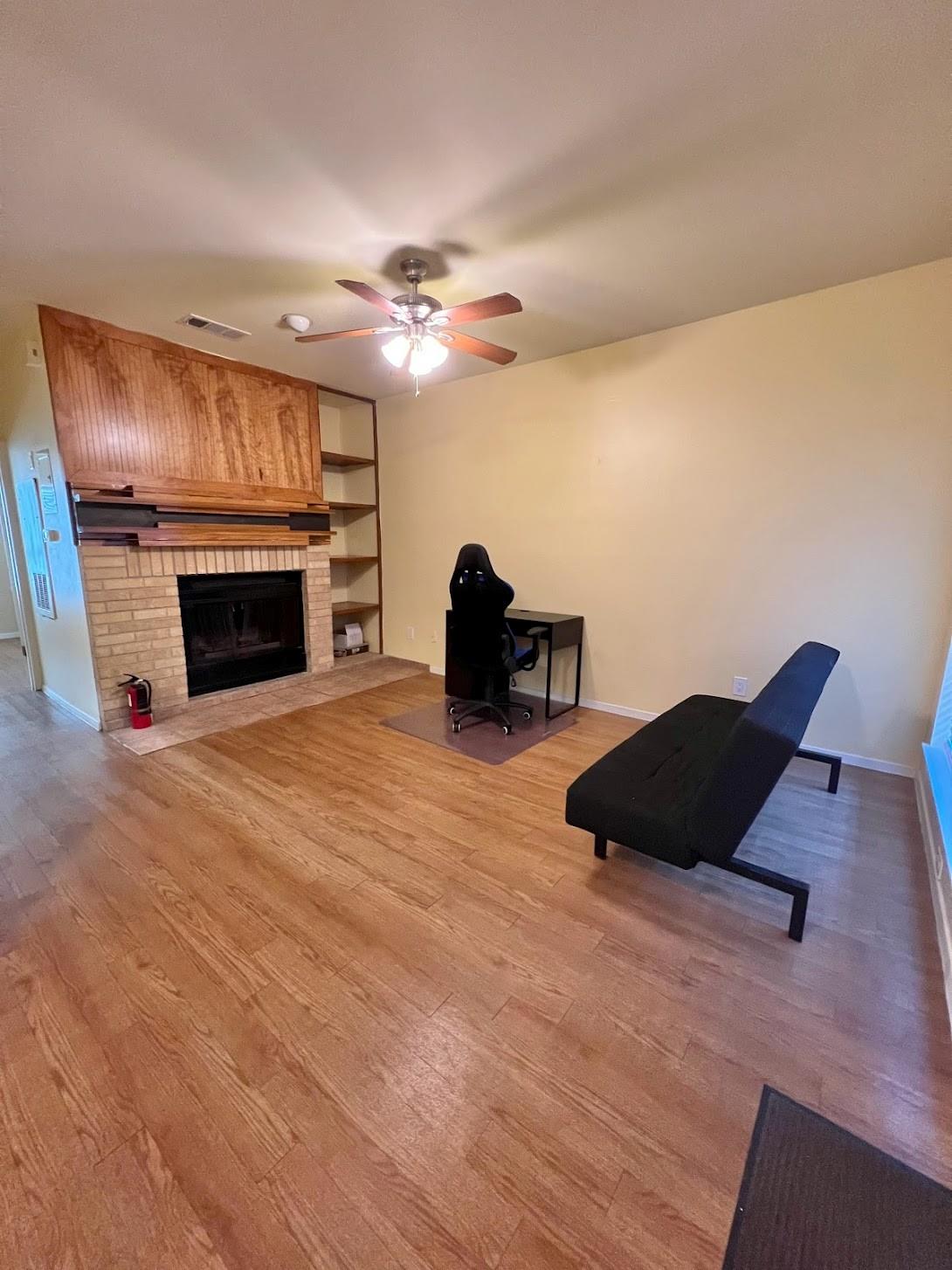 908 Poplar ST #207 — photo 4