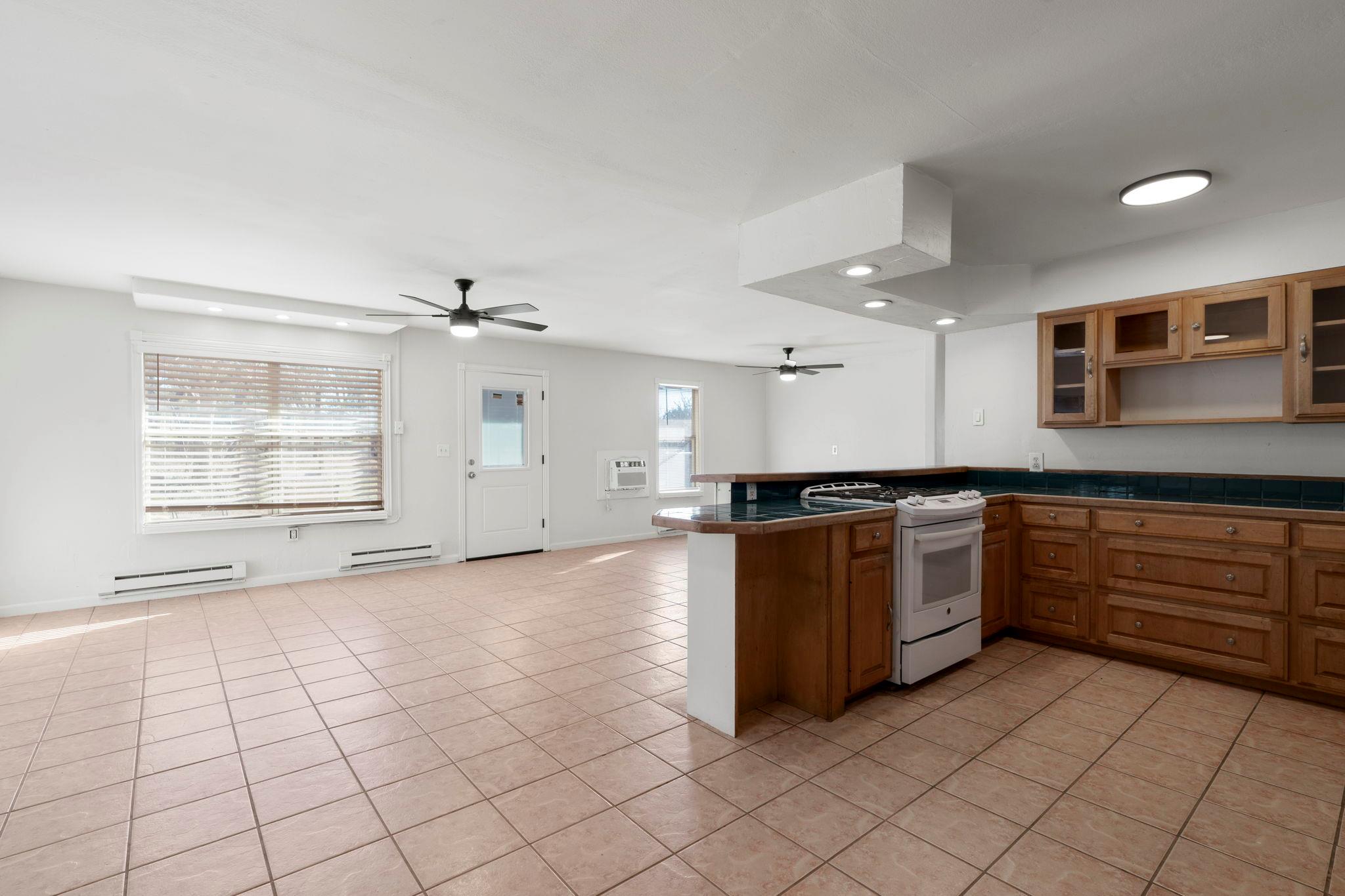 2058 Montell RD — photo 3