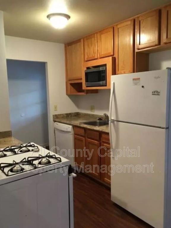 2102 Pompton DR #A — photo 3