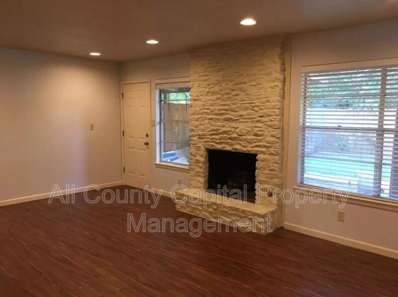 2102 Pompton DR #A — photo 4