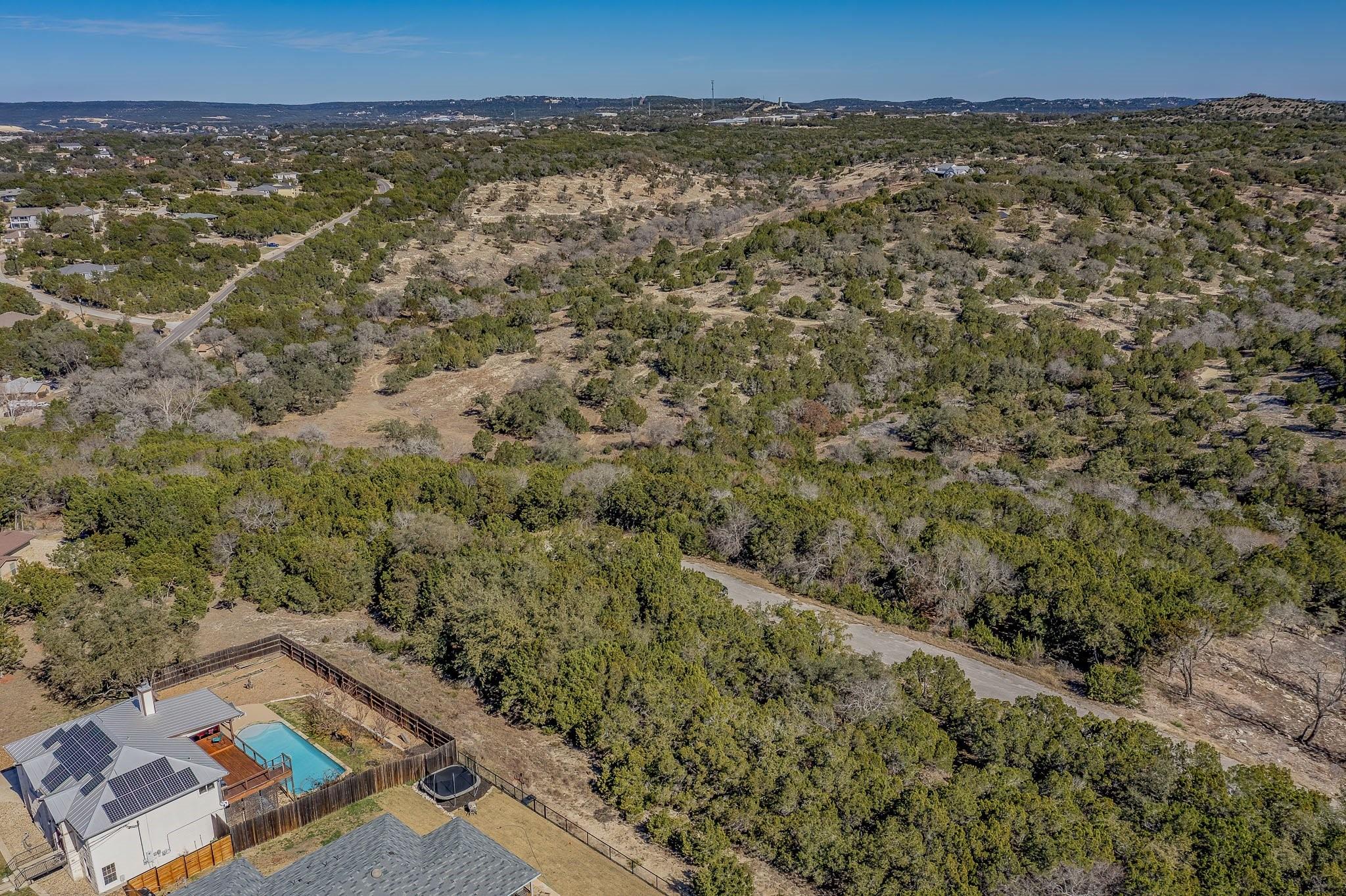 4604 Liberty LN — photo 4