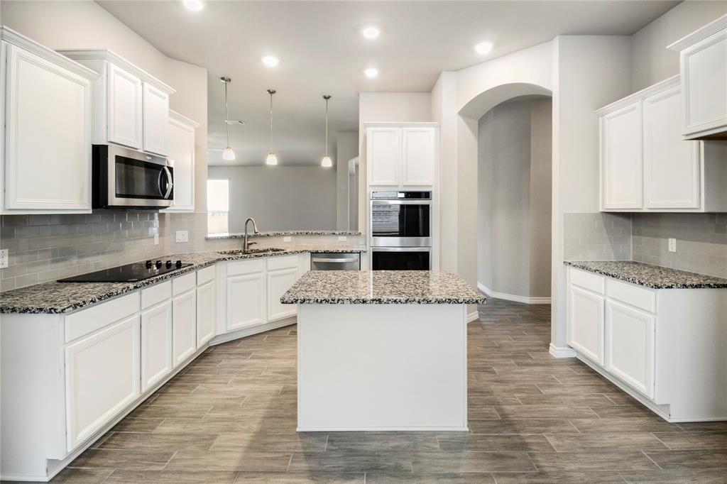 5717 Imogen DR — photo 3