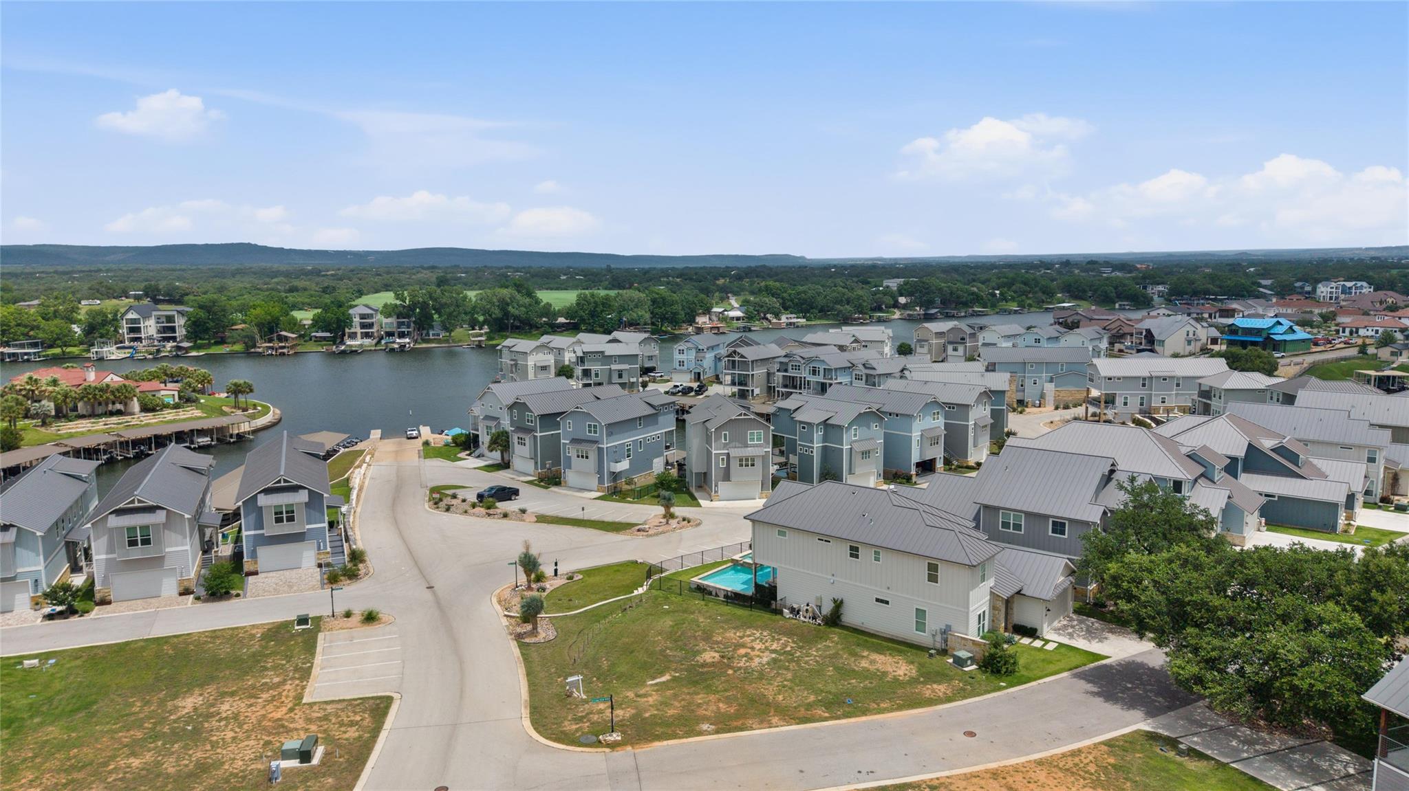 104 village view dr — photo 4