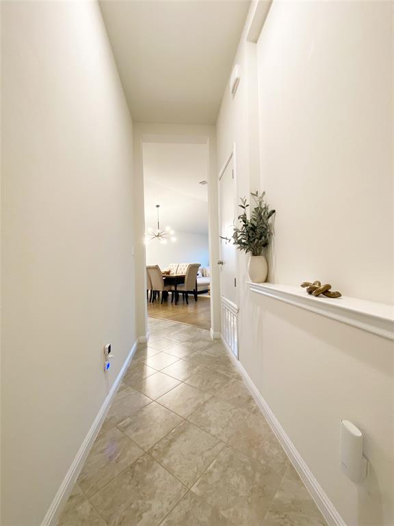 233 Red Sun DR — photo 4