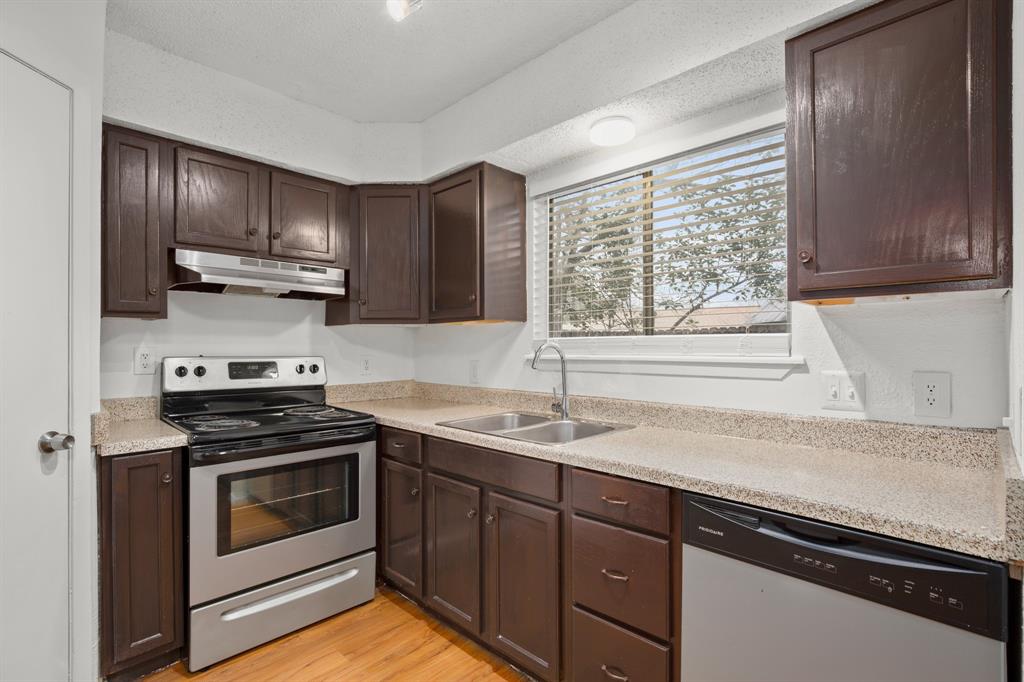 3415 Menchaca RD #101 — photo 5