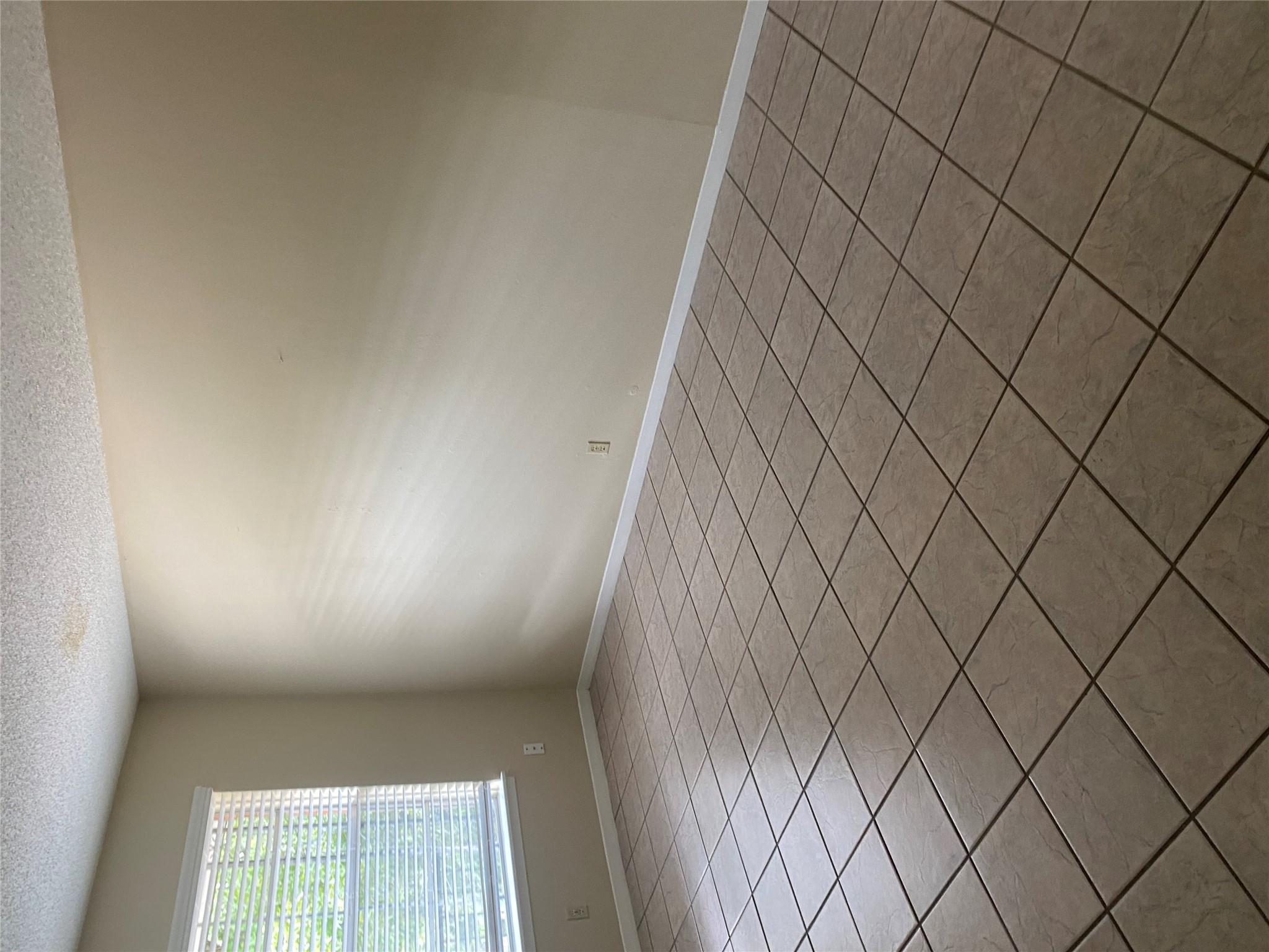 1601 Enfield RD #5 — photo 4