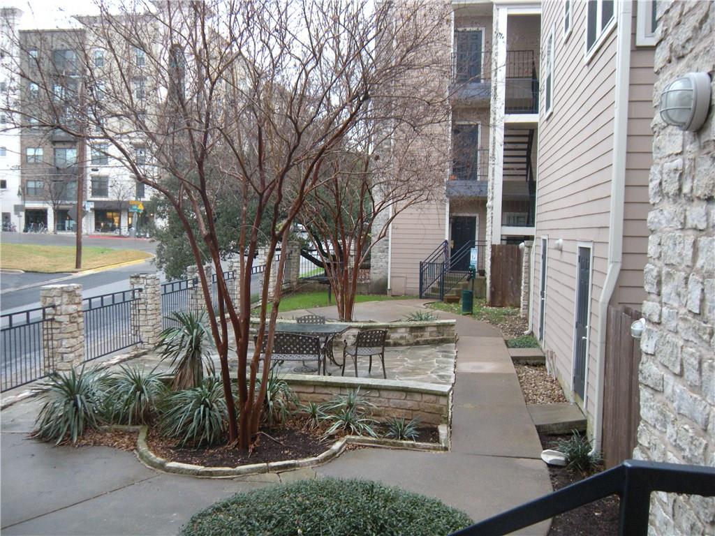 2414 Longview ST #305 — photo 3