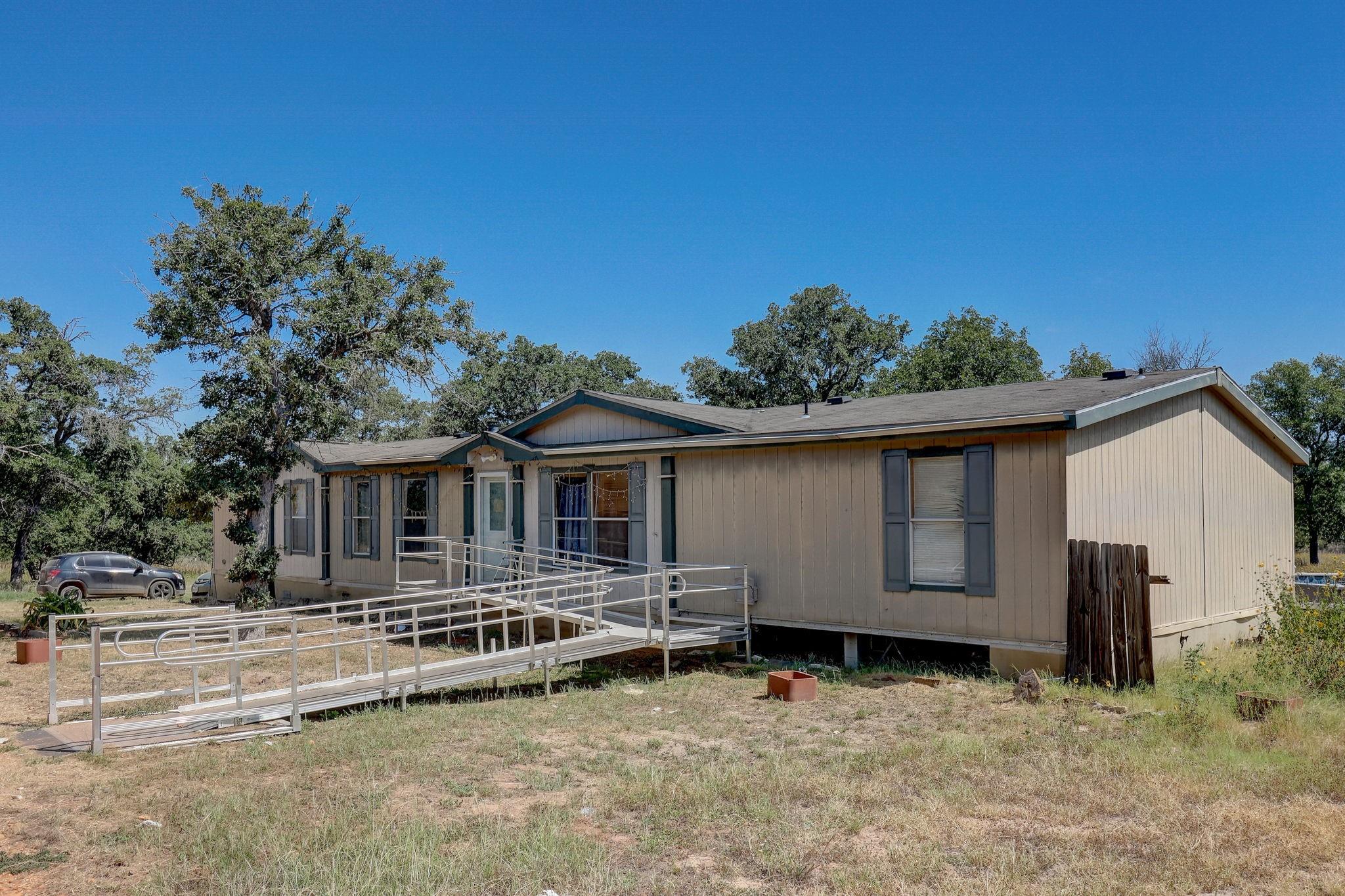 2125 Polly Ln — photo 3