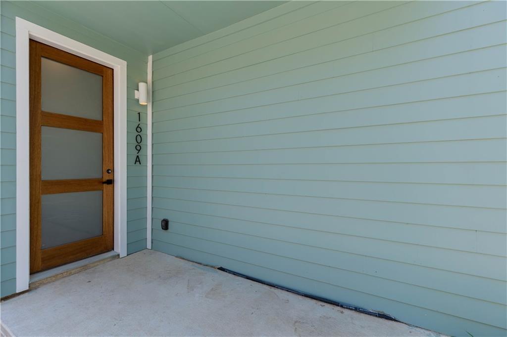 1609 Greenwood Ave #A — photo 3