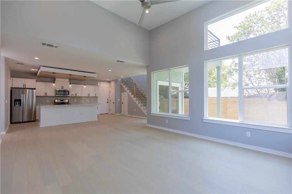 1609 Greenwood Ave #A — photo 5