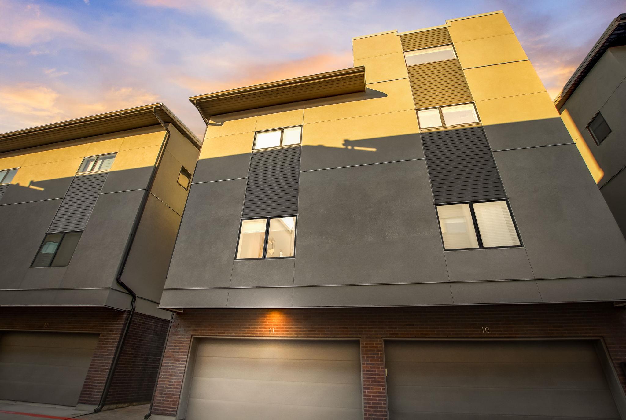 1702 Lamar BLVD #11 — photo 3