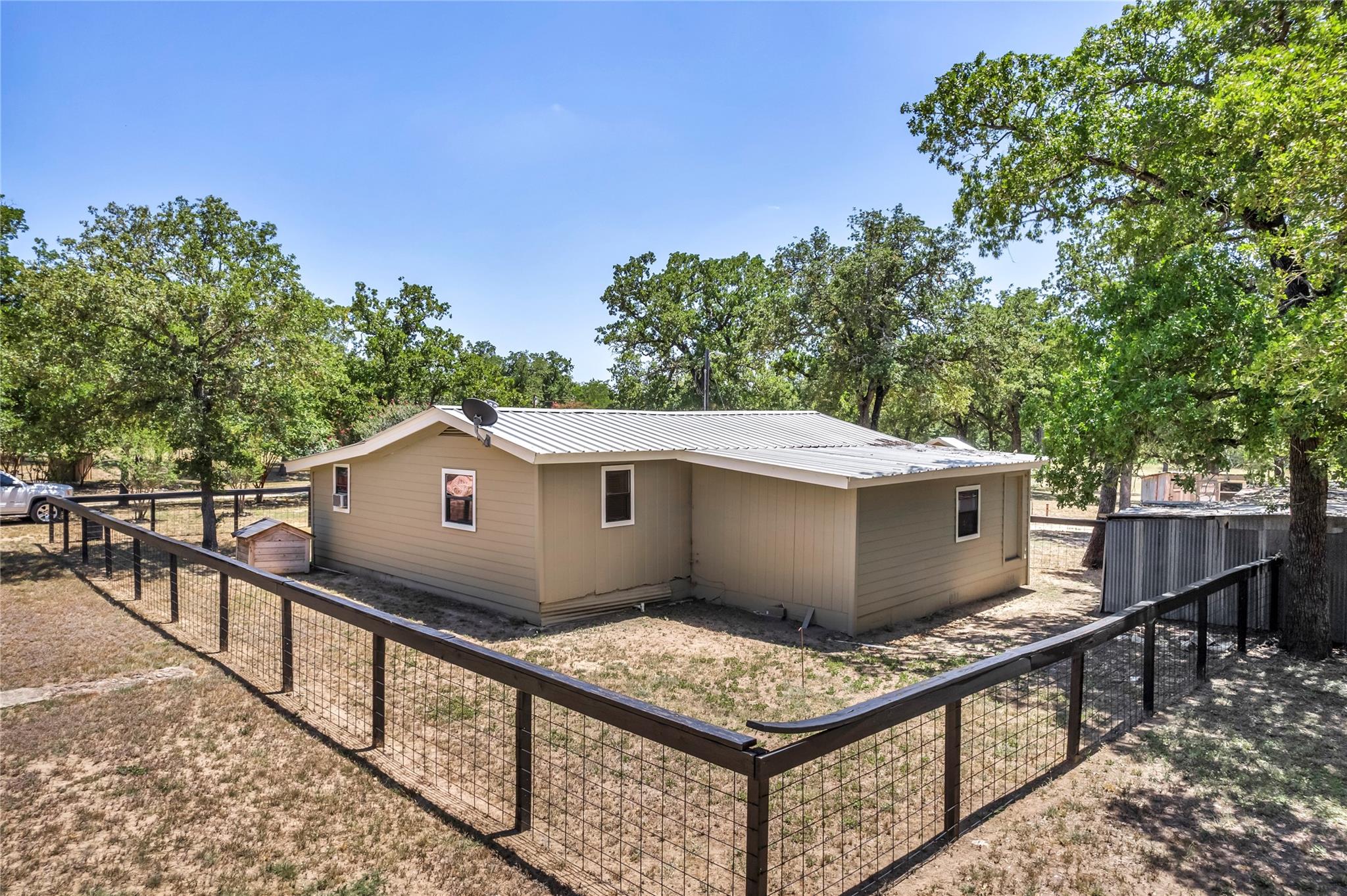 148 Milam LN — photo 4