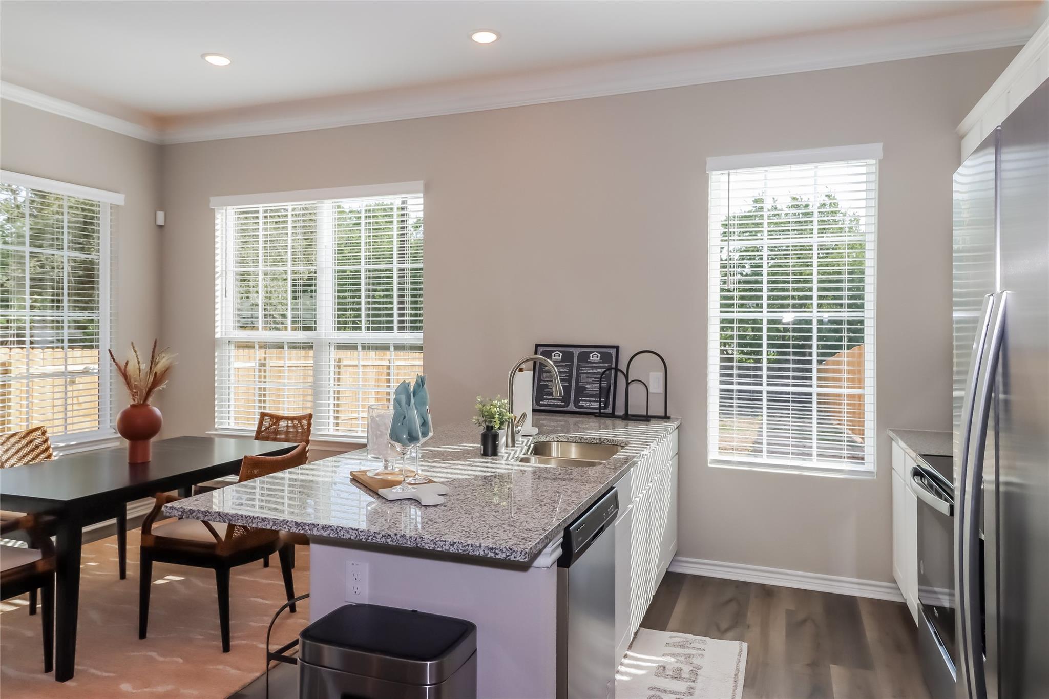 459 Northwood DR — photo 4