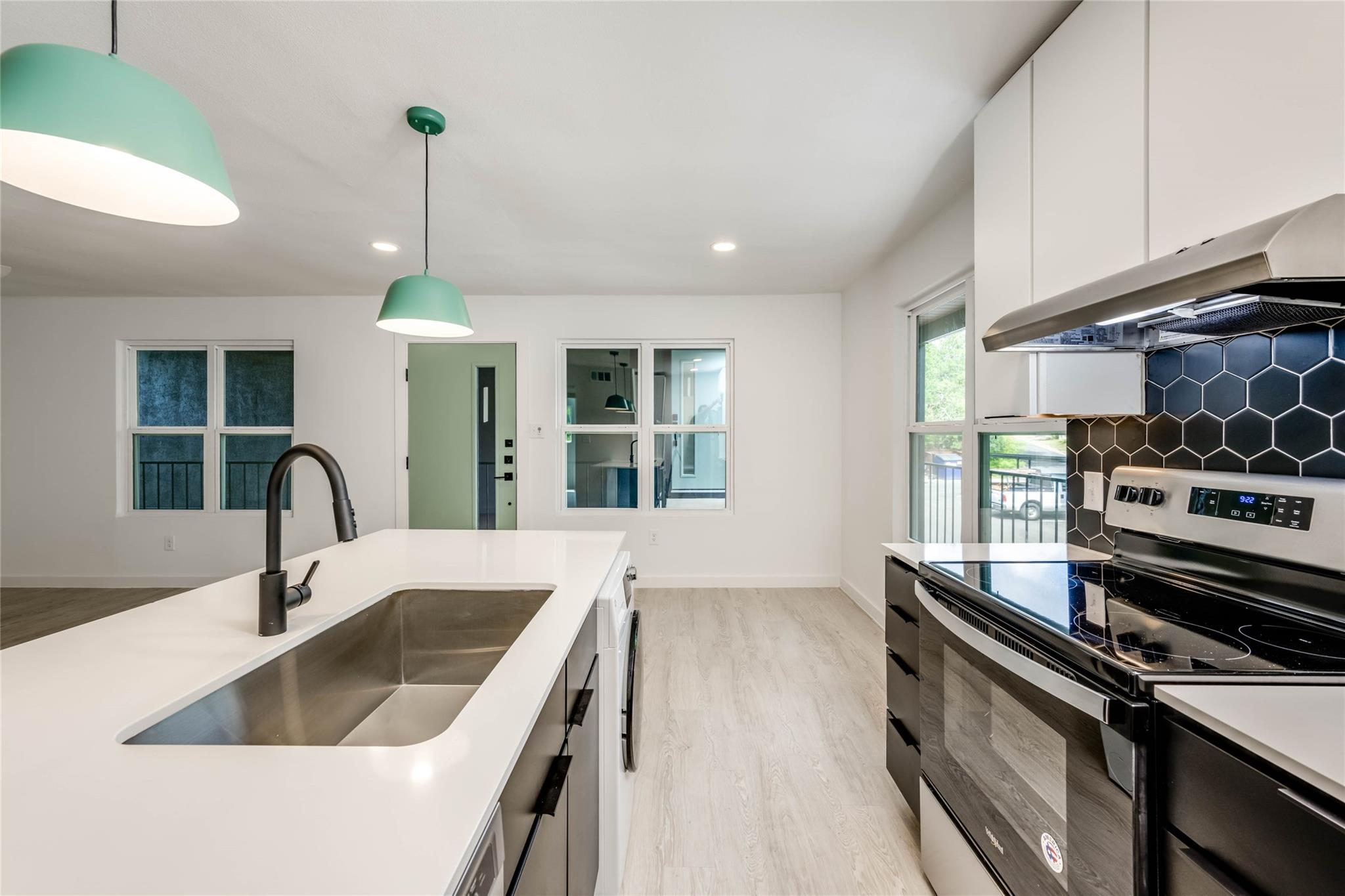513 Pecan Grove RD #102 — photo 3