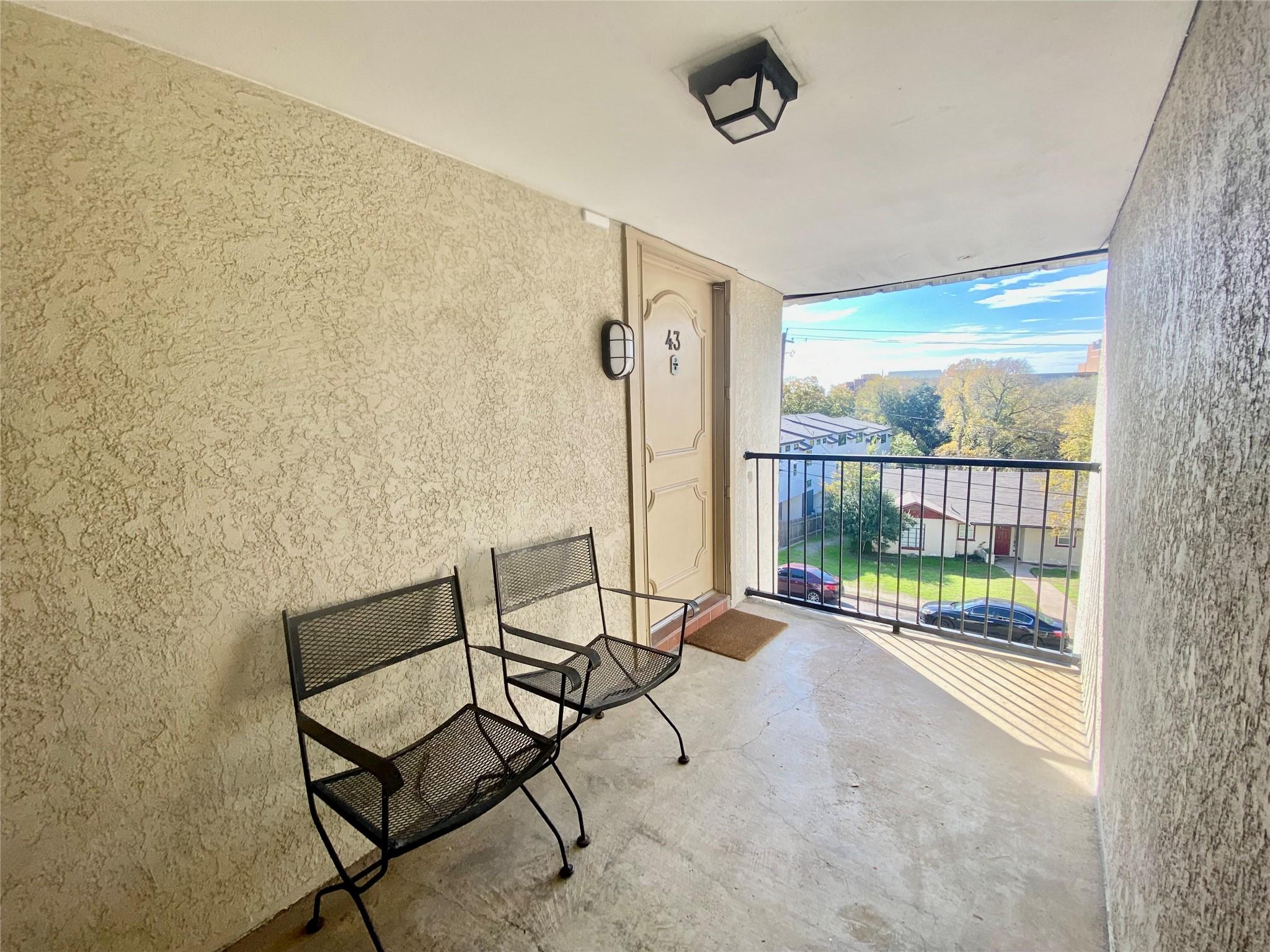 910 Duncan LN #43 — photo 3