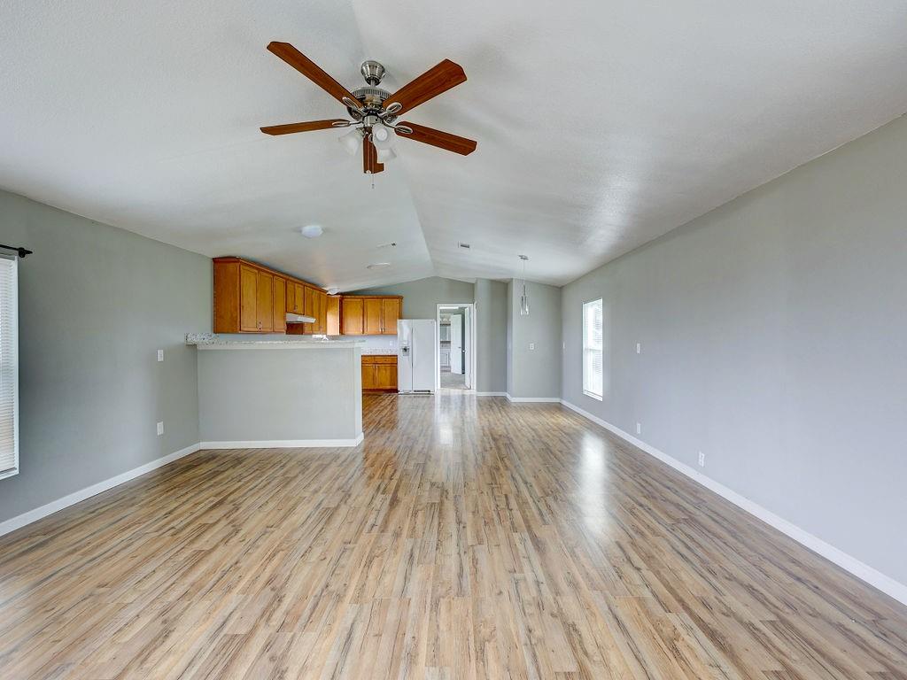 599 Rocky Ridge LN — photo 4