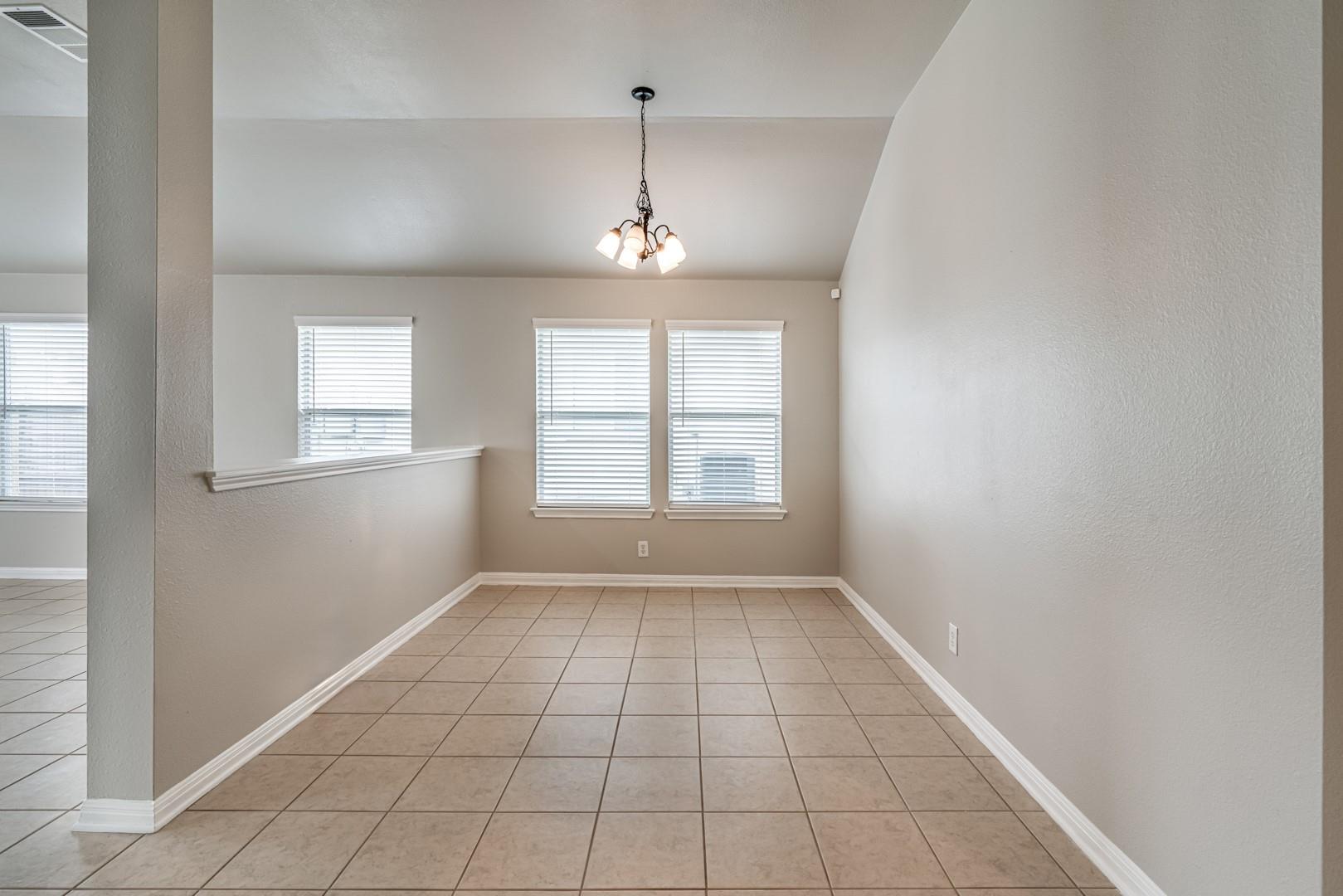 8518 Trumpet CIR — photo 5