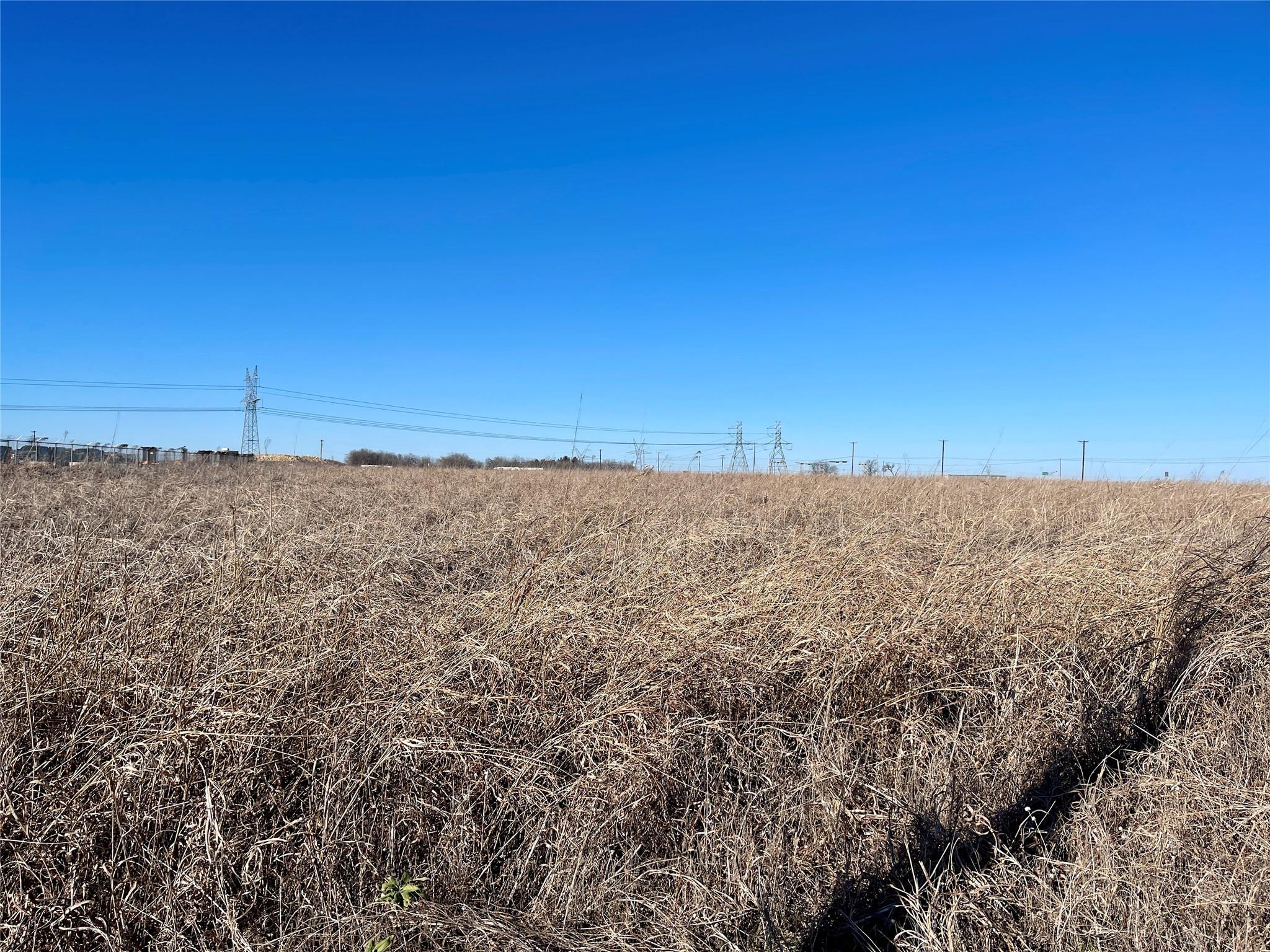 3160 Fm 1660 — photo 5