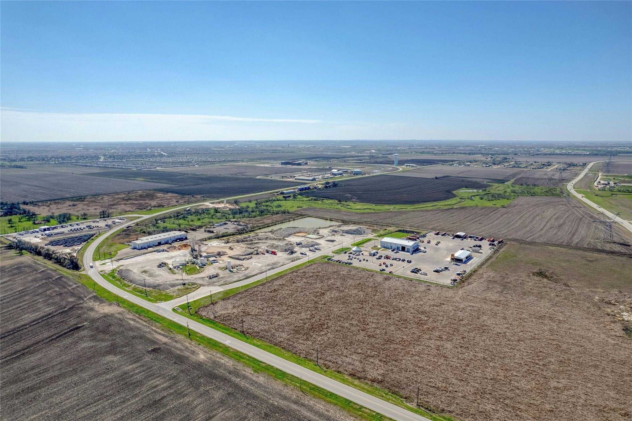 3160 Fm 1660 — photo 4