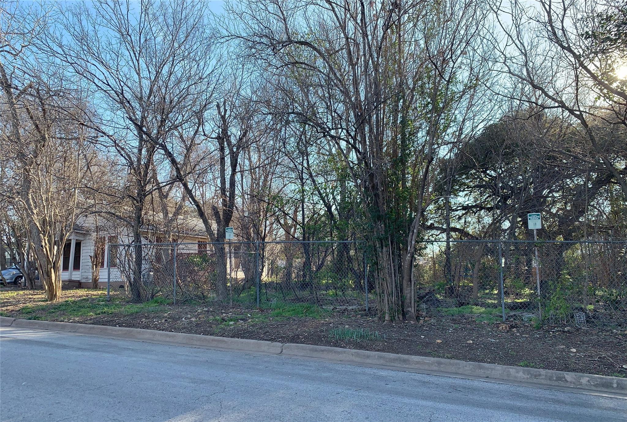 4419 Garnett ST — photo 4