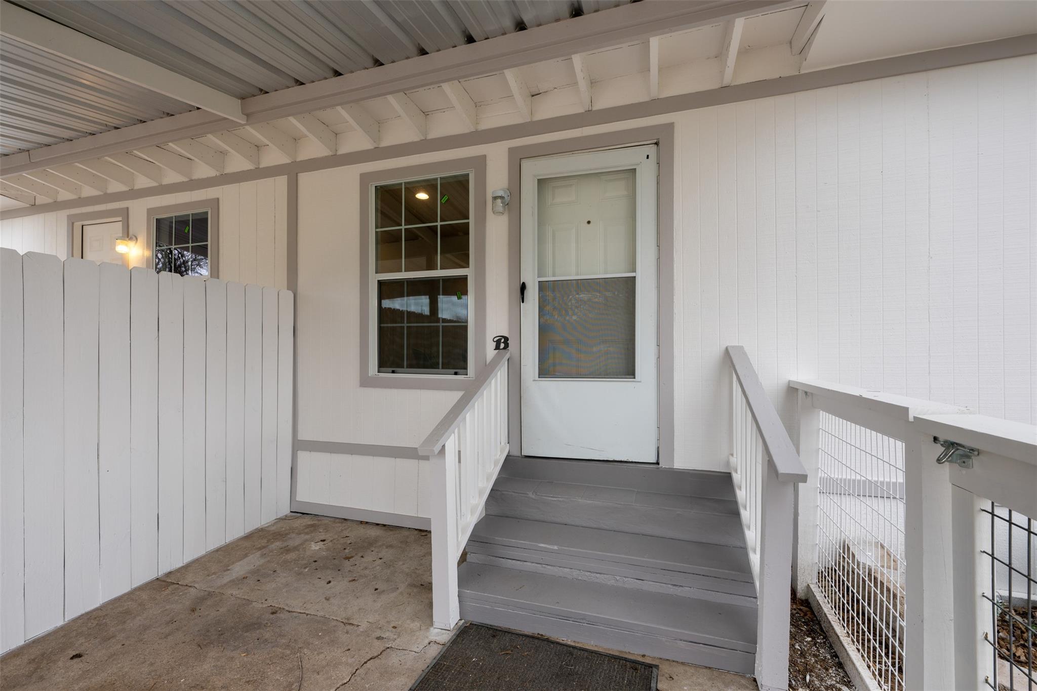 901 Valdez ST #1-3 — photo 4