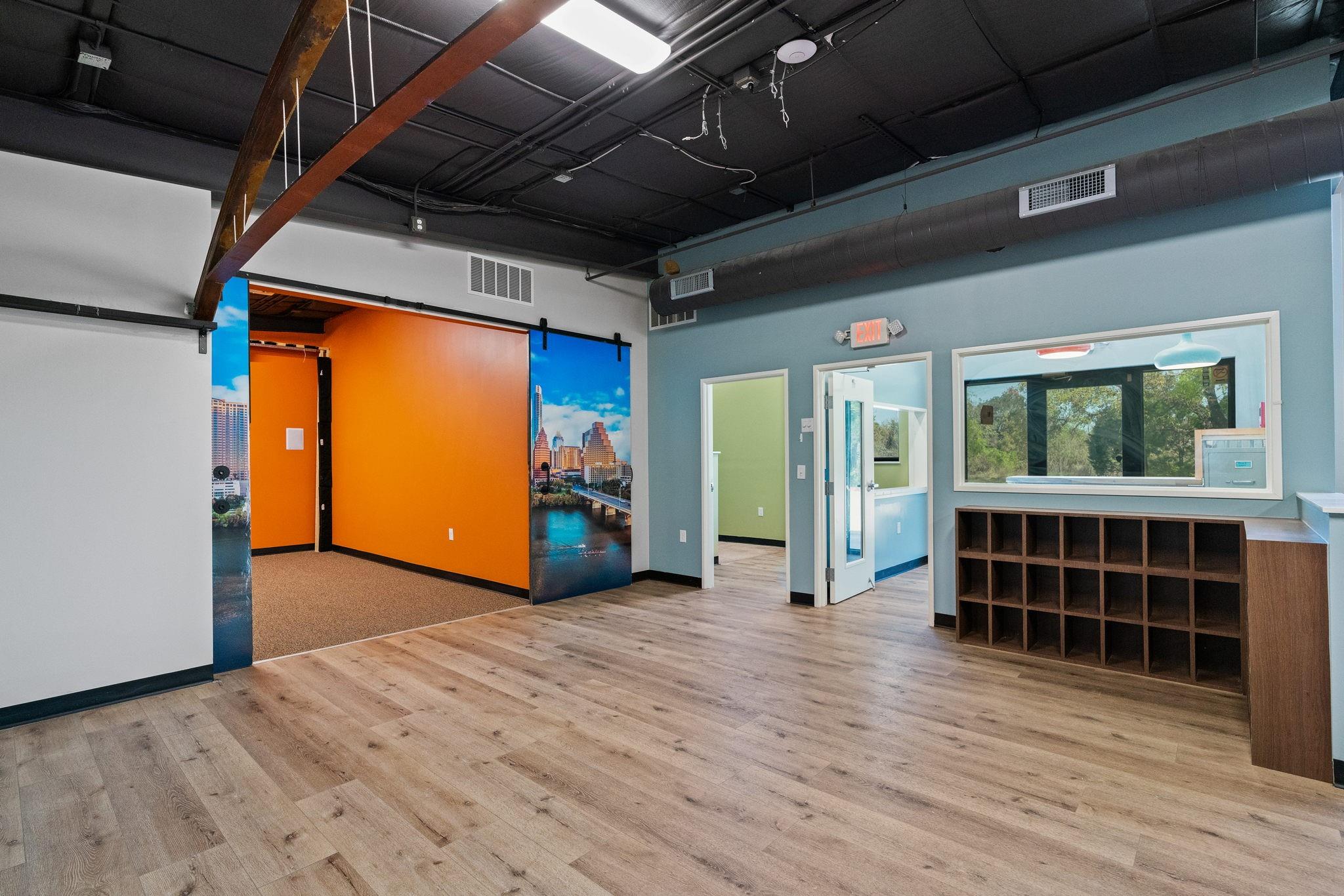 6111 FM 620 RNCH — photo 5