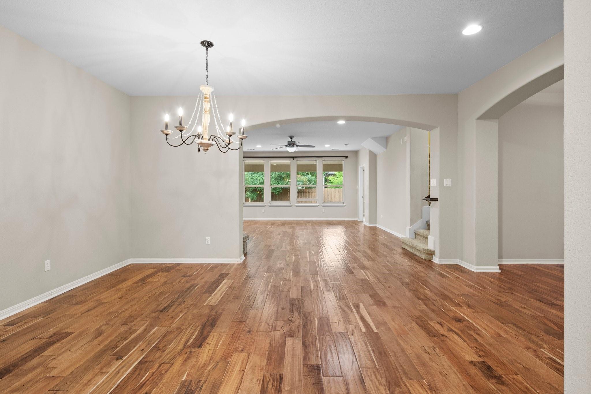 2419 Sweetwater LN — photo 4