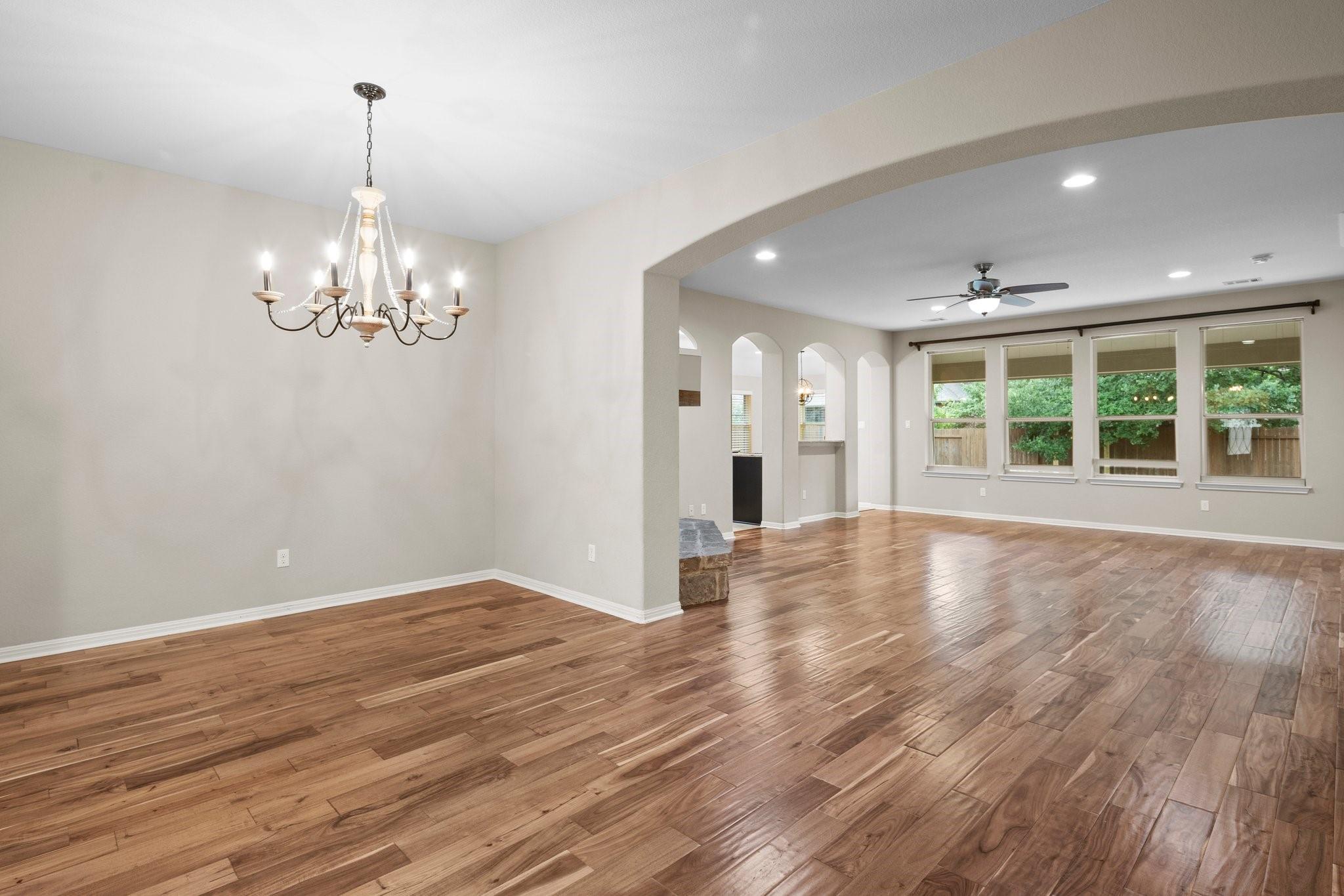 2419 Sweetwater LN — photo 5
