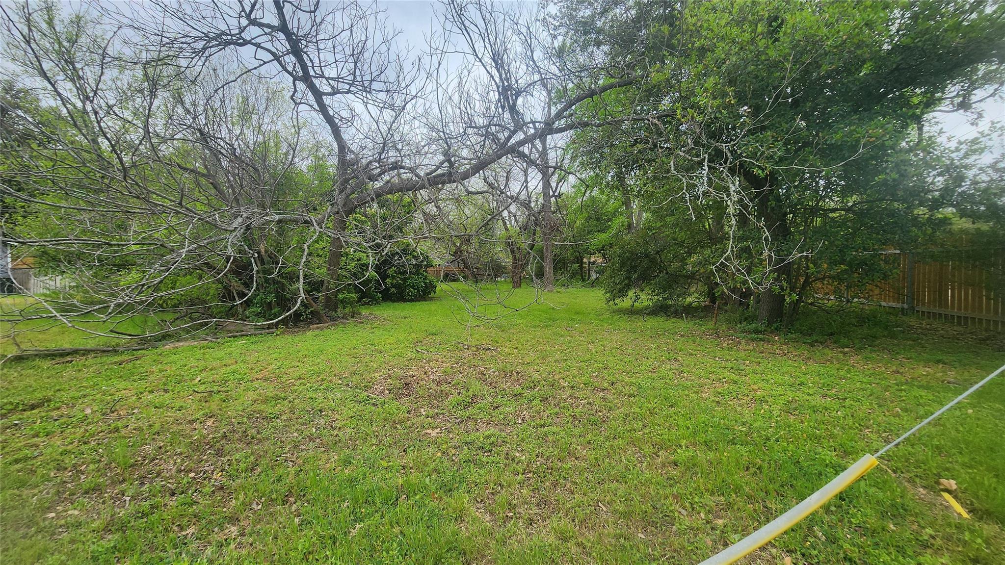 1210 Myrtle ST — photo 3