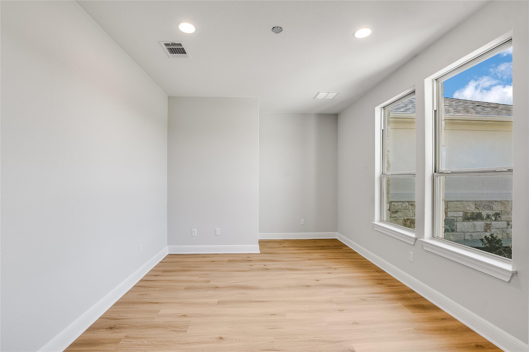 107 Ethan LN — photo 4