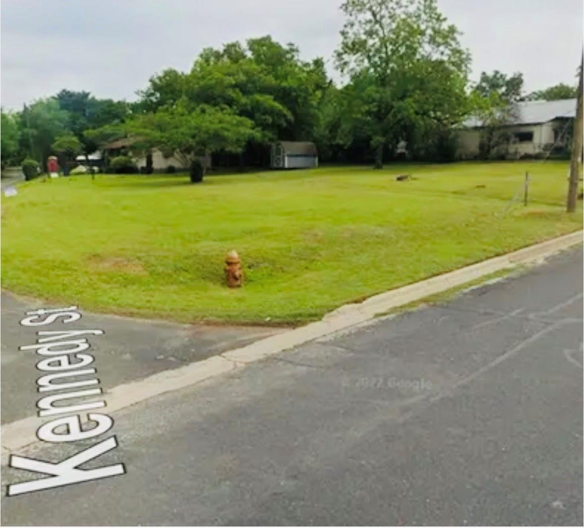 510 Brenham ST — photo 5