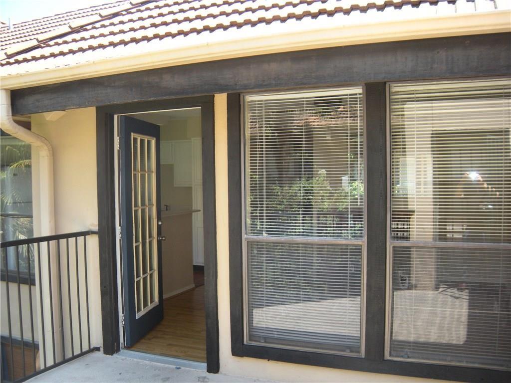 2110 RioGrande ST #302 — photo 3