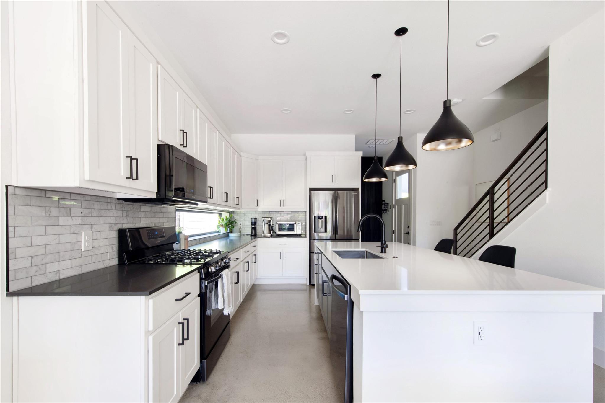 6210 Hickman Ave #A — photo 3