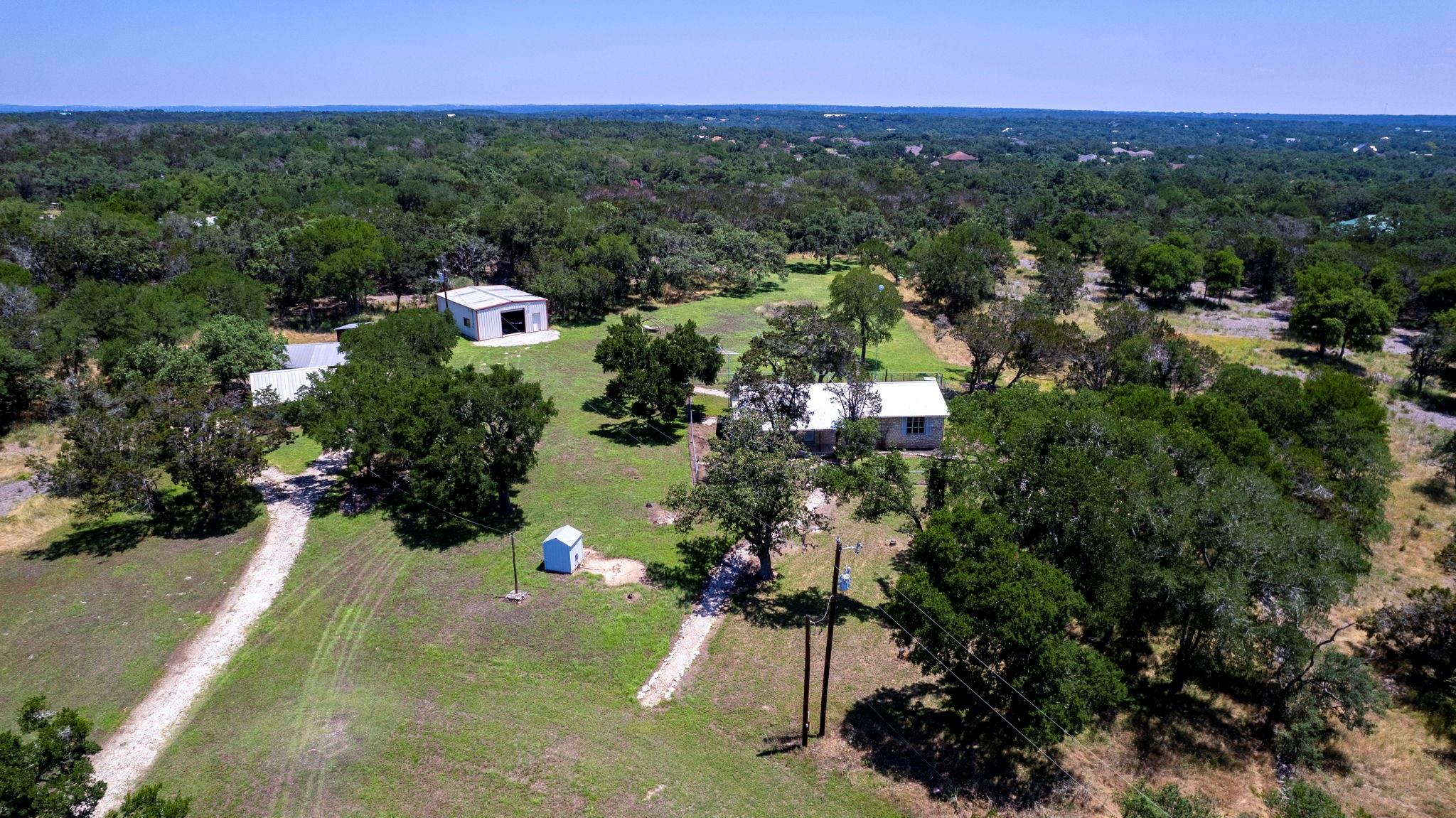 801 Billie Brooks LN — photo 3