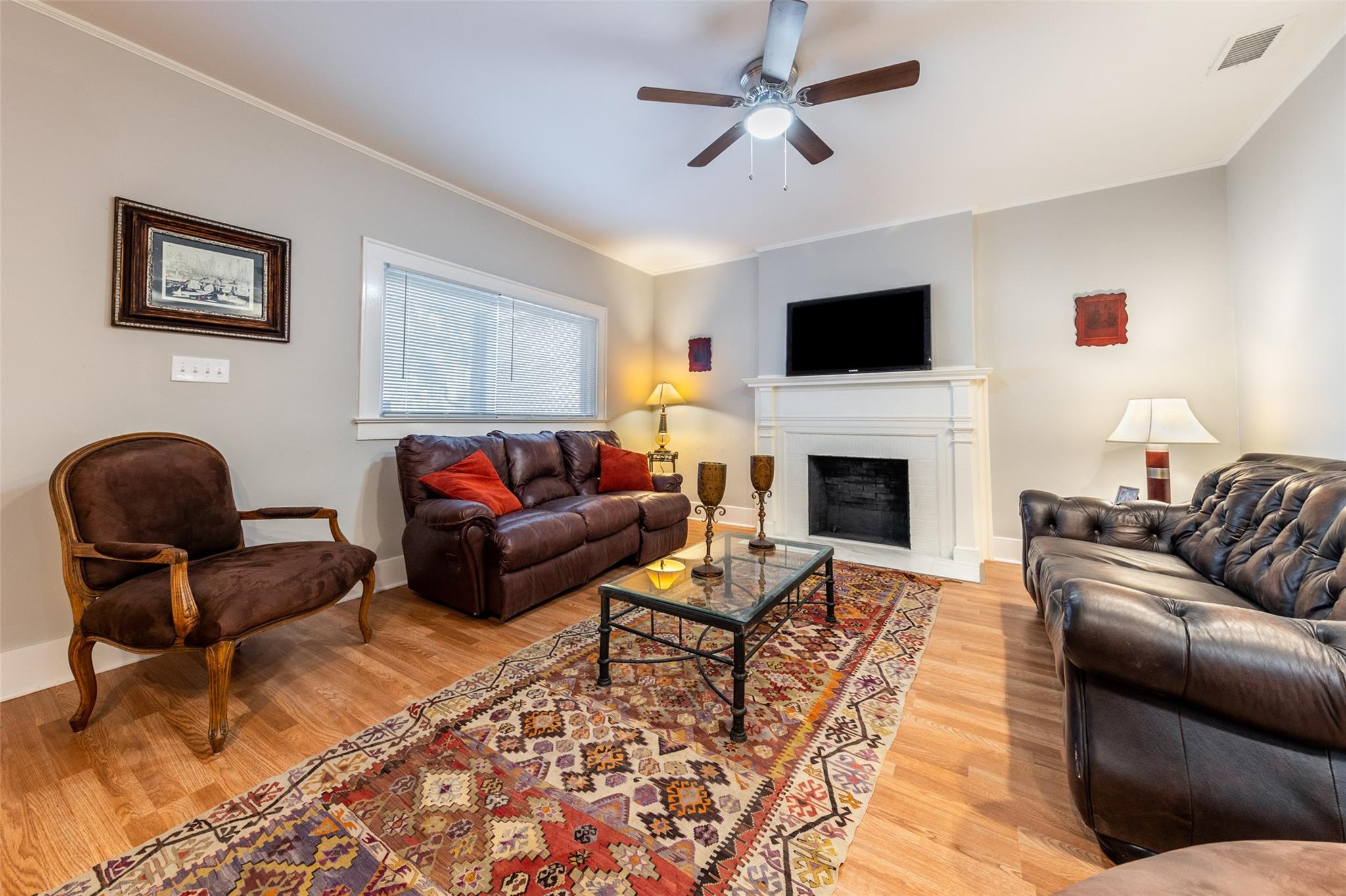 2511 San Gabriel ST — photo 3