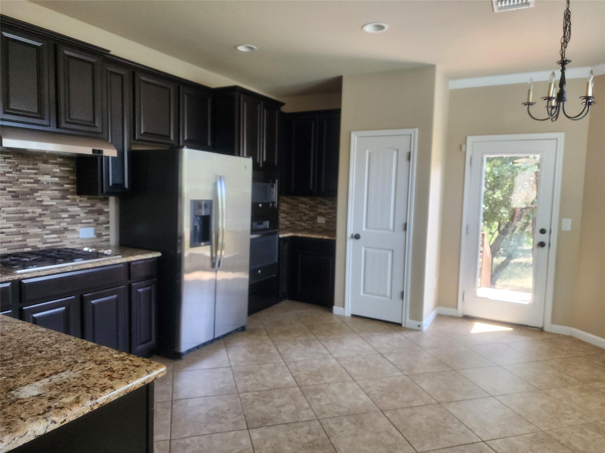 518 Meadowlark ST #B — photo 4