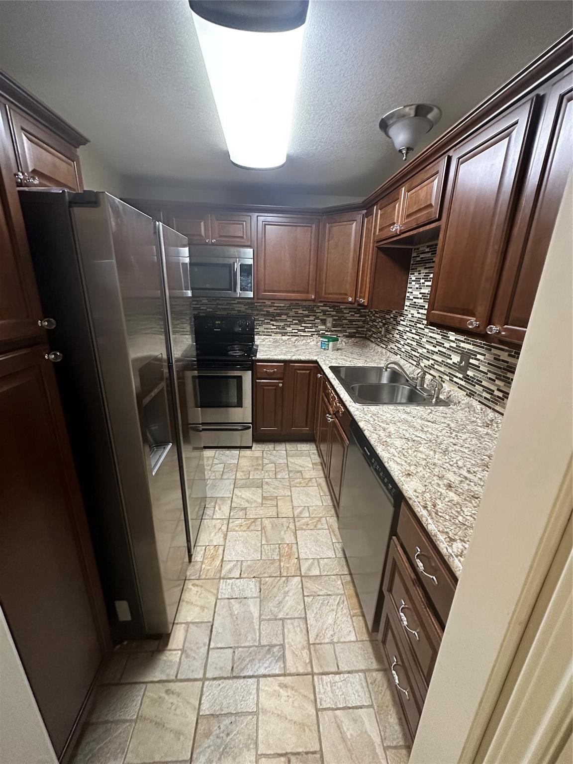 8 Mesquite Ave — photo 4