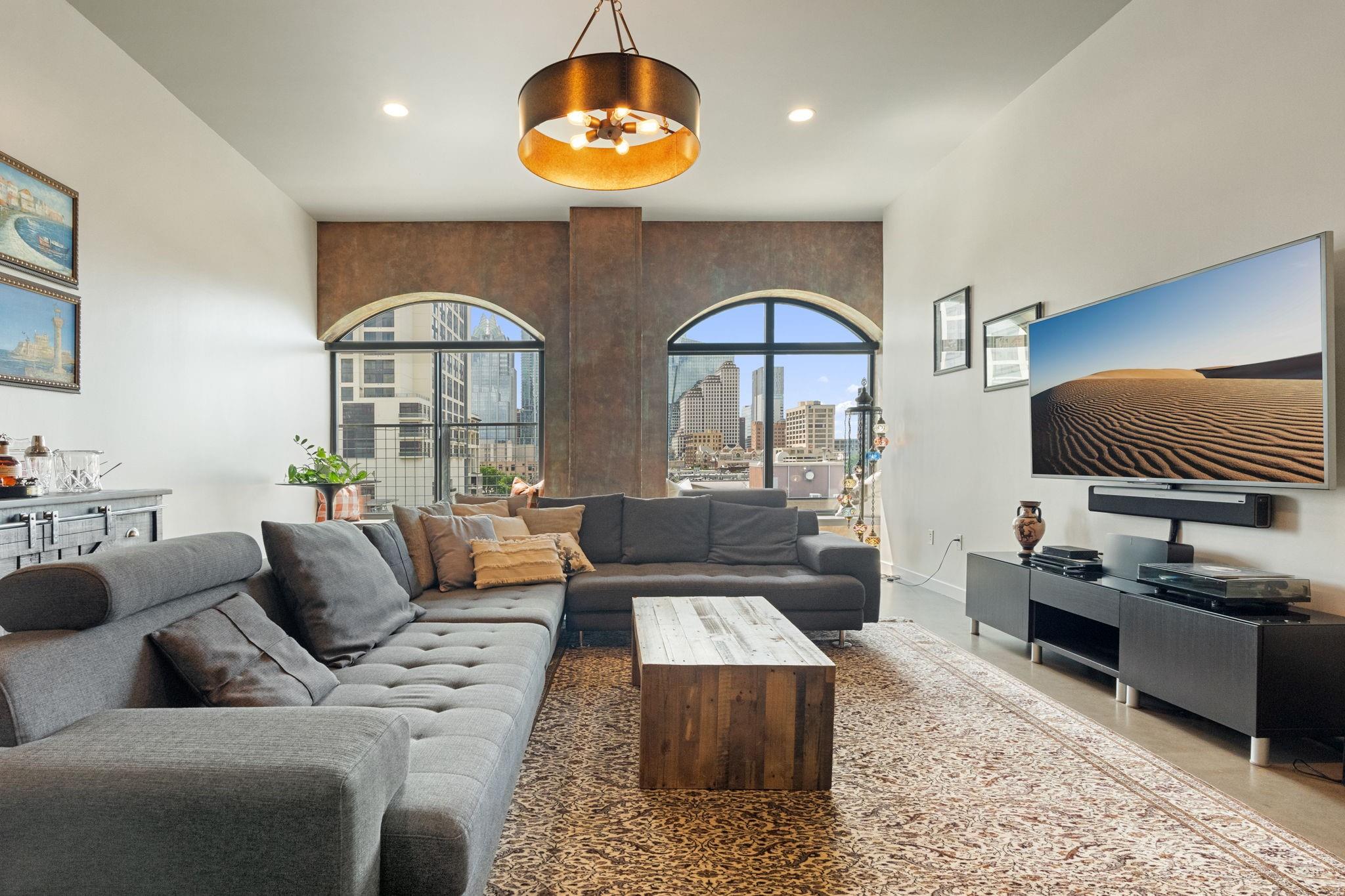 507 Sabine ST #605 — photo 4