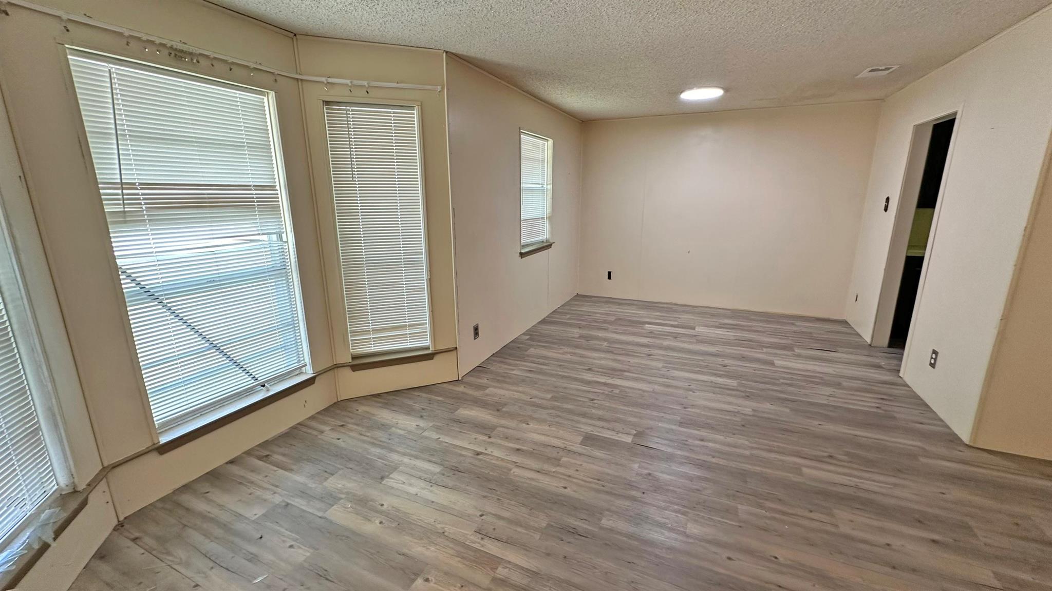 2229 Wheeler Ave — photo 5