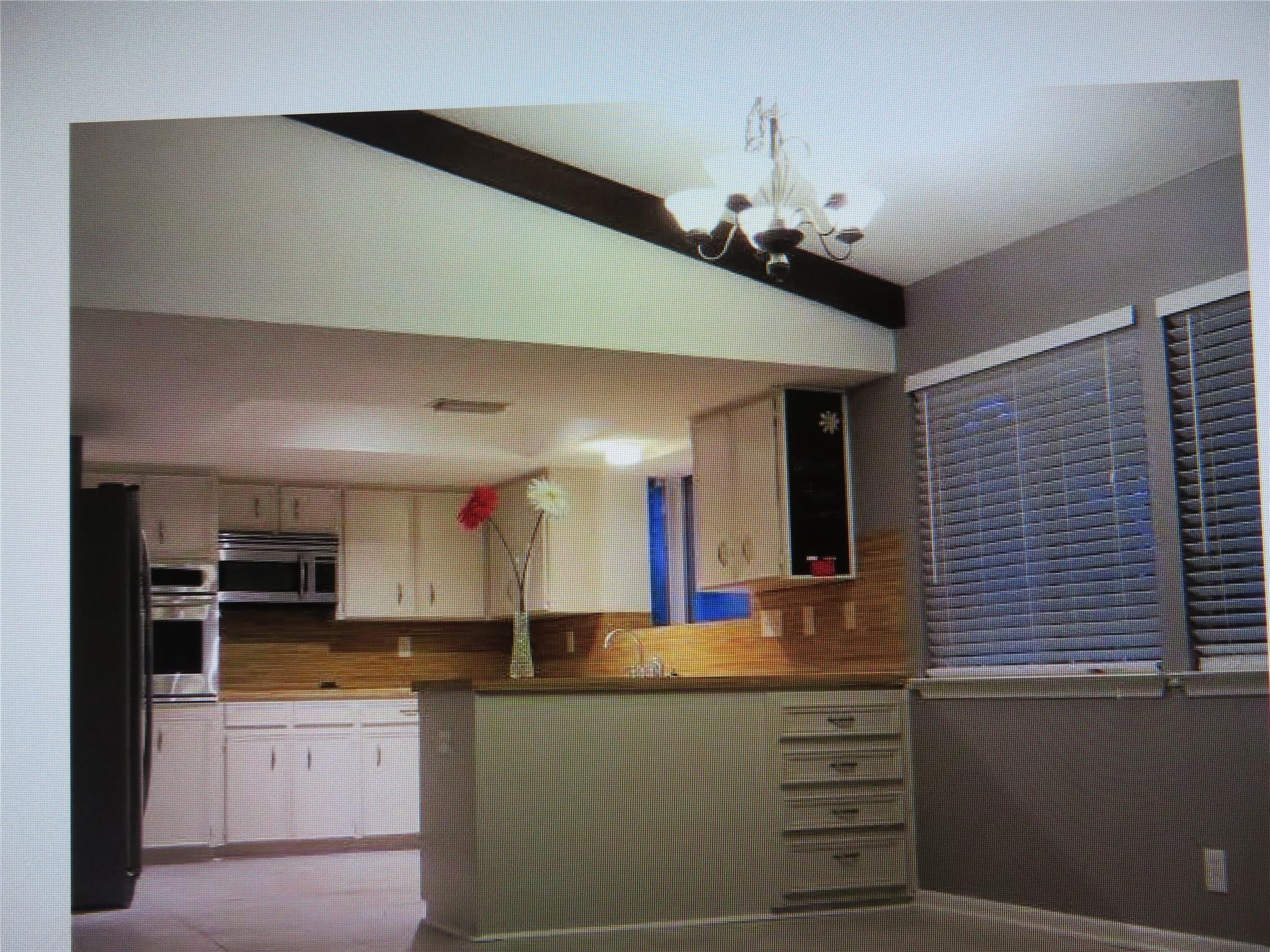 404 San Gabriel BLVD — photo 3