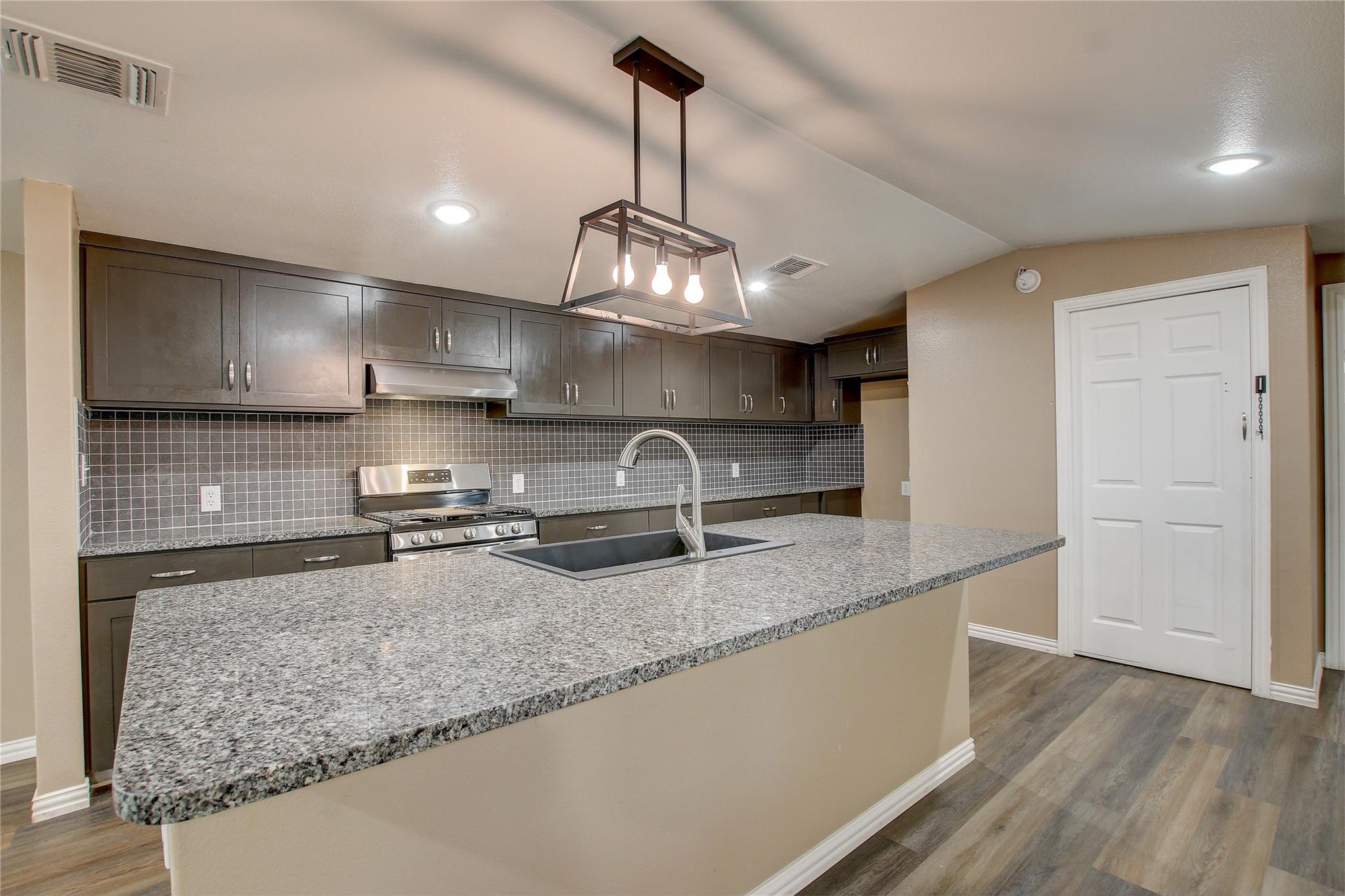 1604 Tierra Alto ST — photo 3