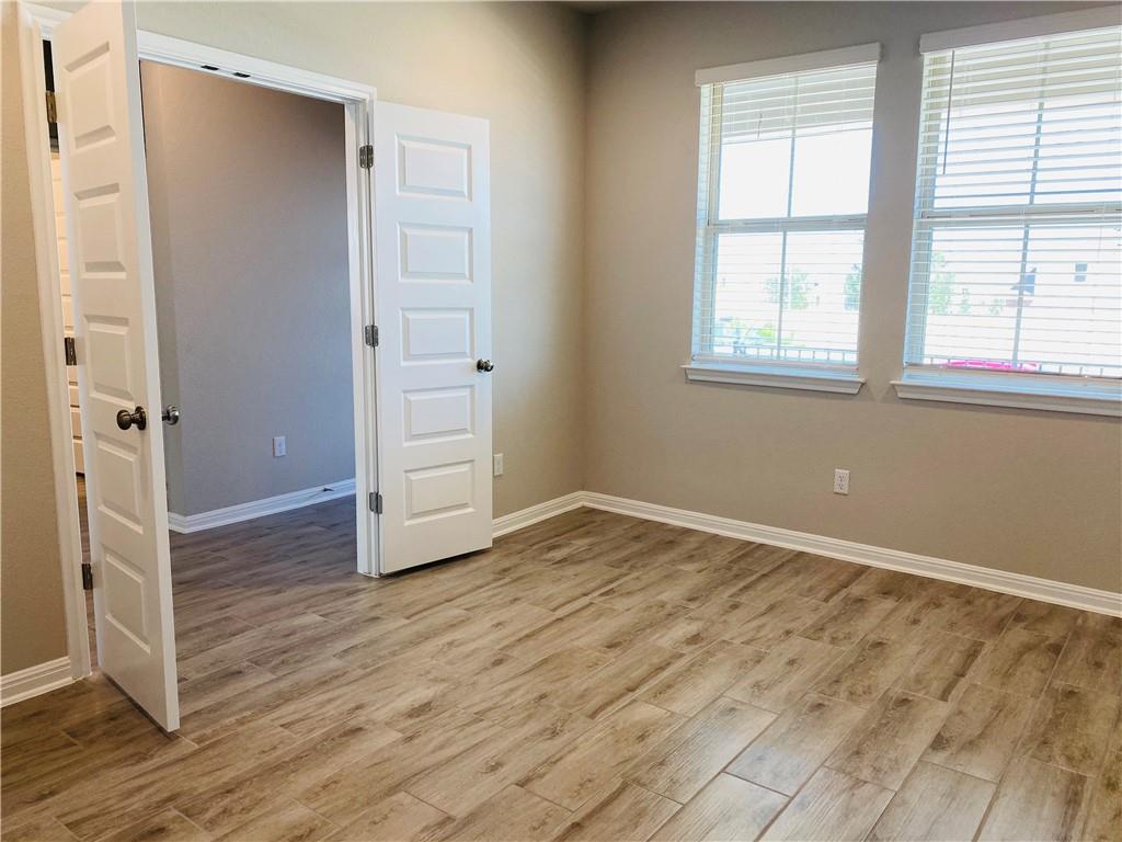 2817 Sage Ranch DR — photo 4