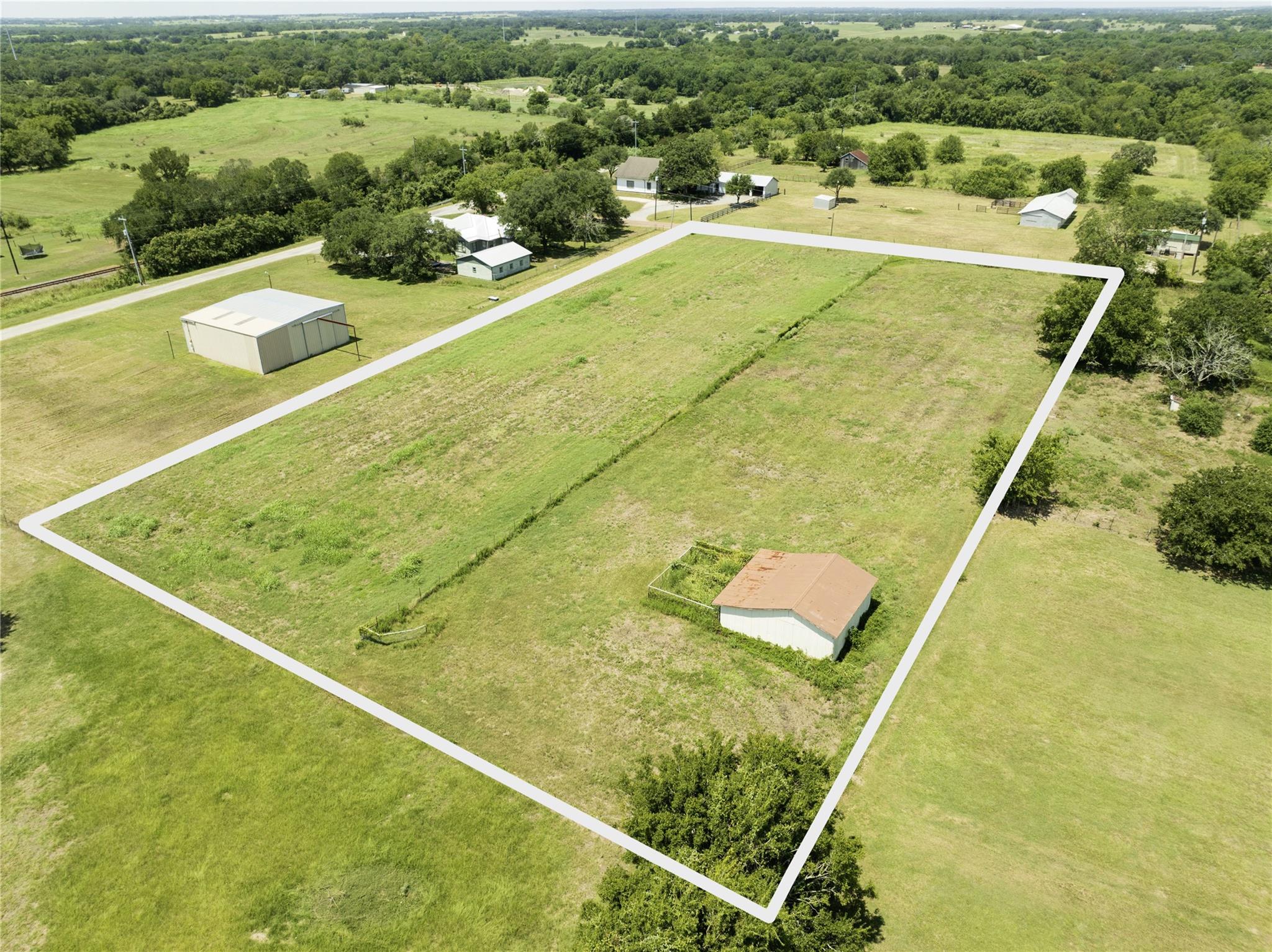 215 Old Highway 90 LOOP — photo 4