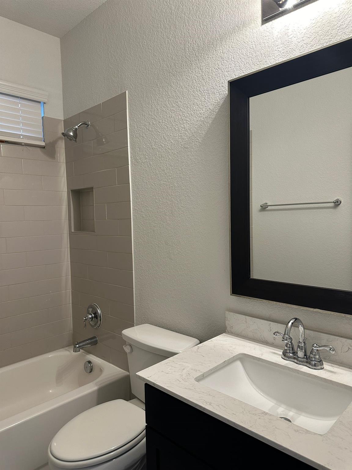921 Del Raphael DR — photo 5