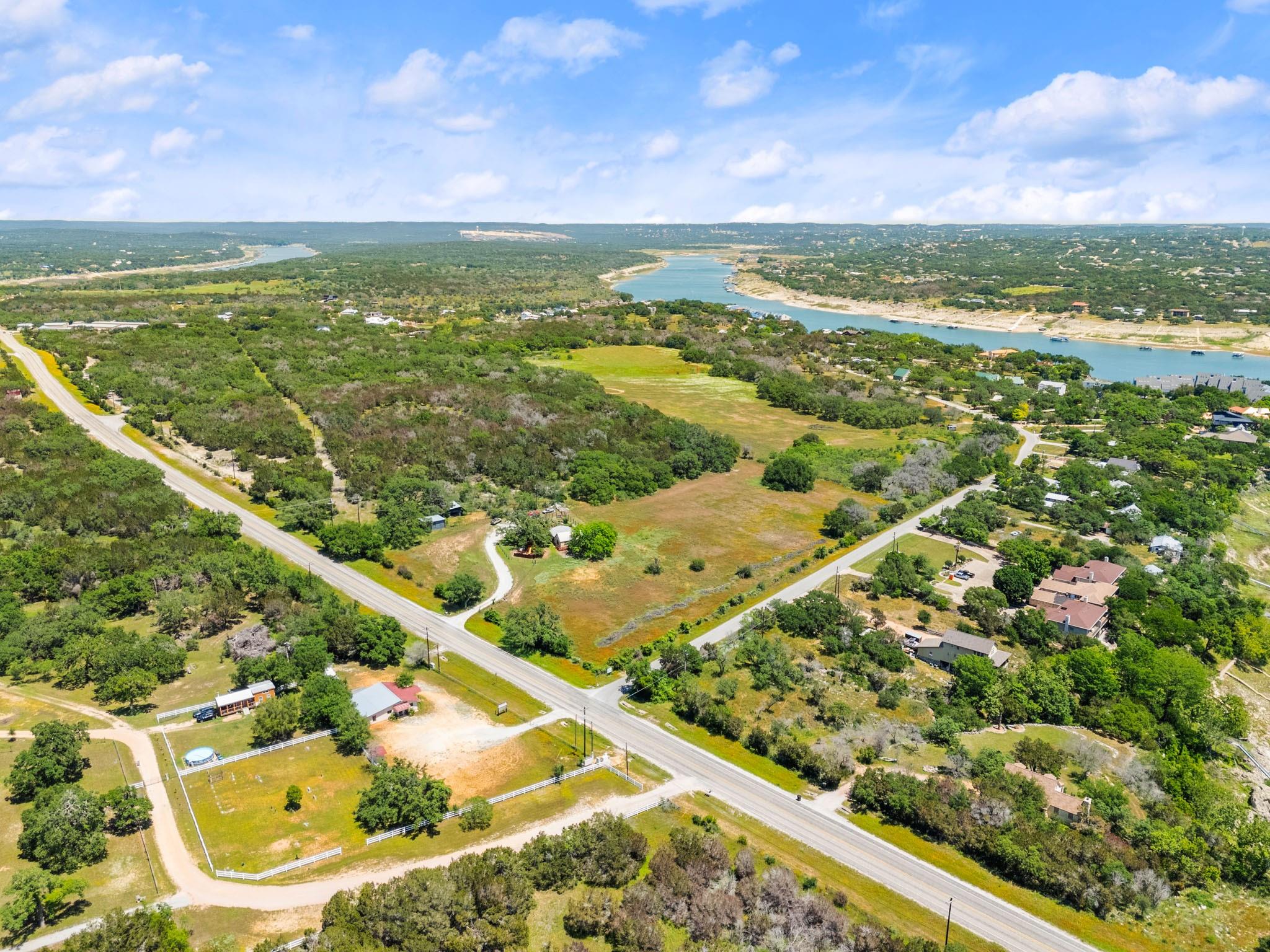 525 Pace Bend RD — photo 3