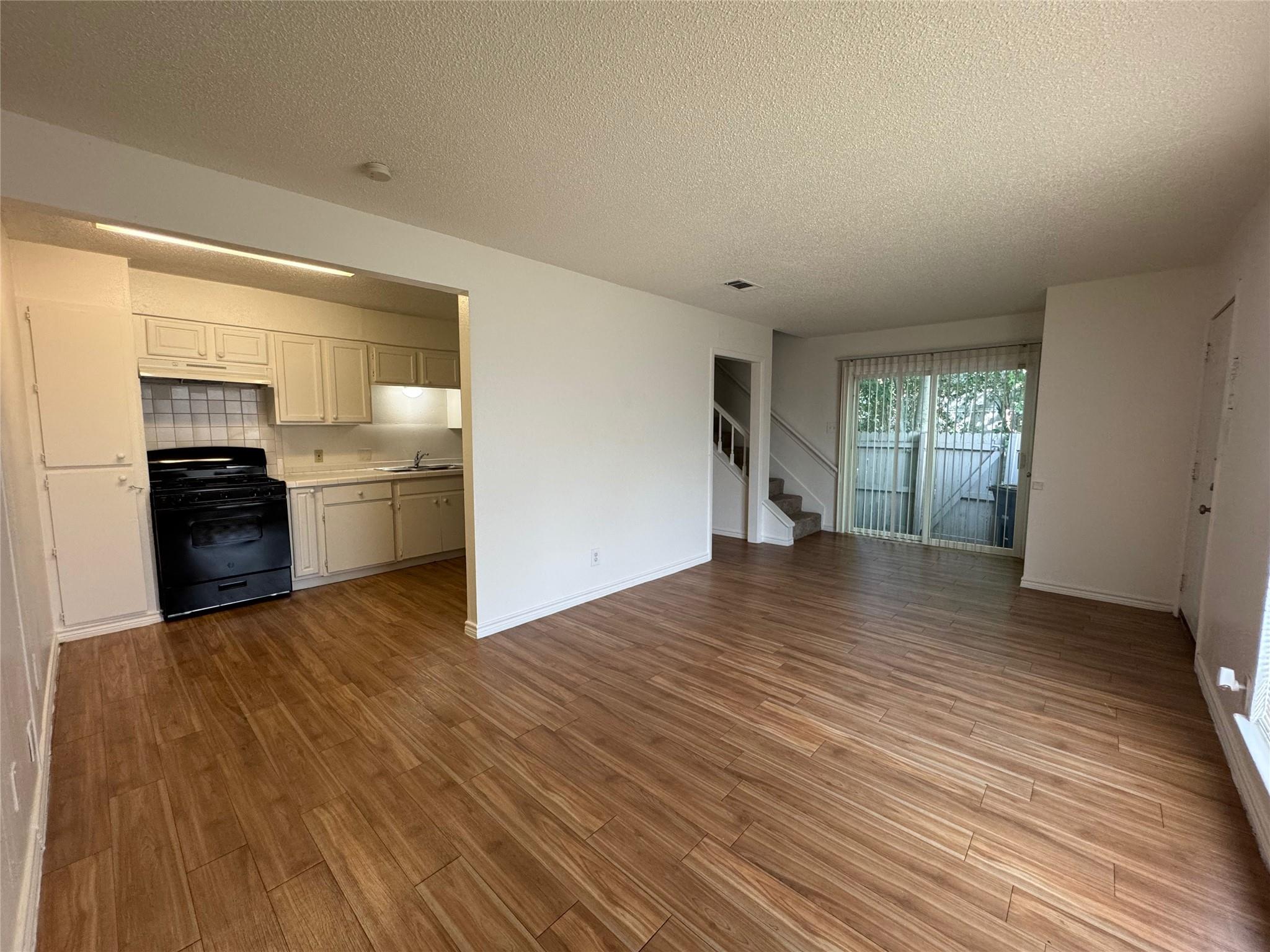 4810 West Wind TRL #101 — photo 3