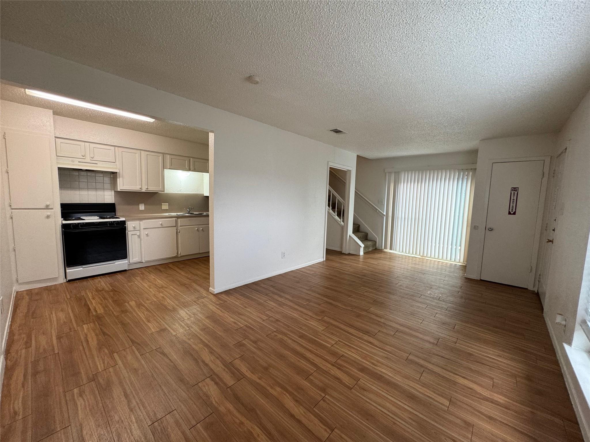 4810 West Wind TRL #103 — photo 3