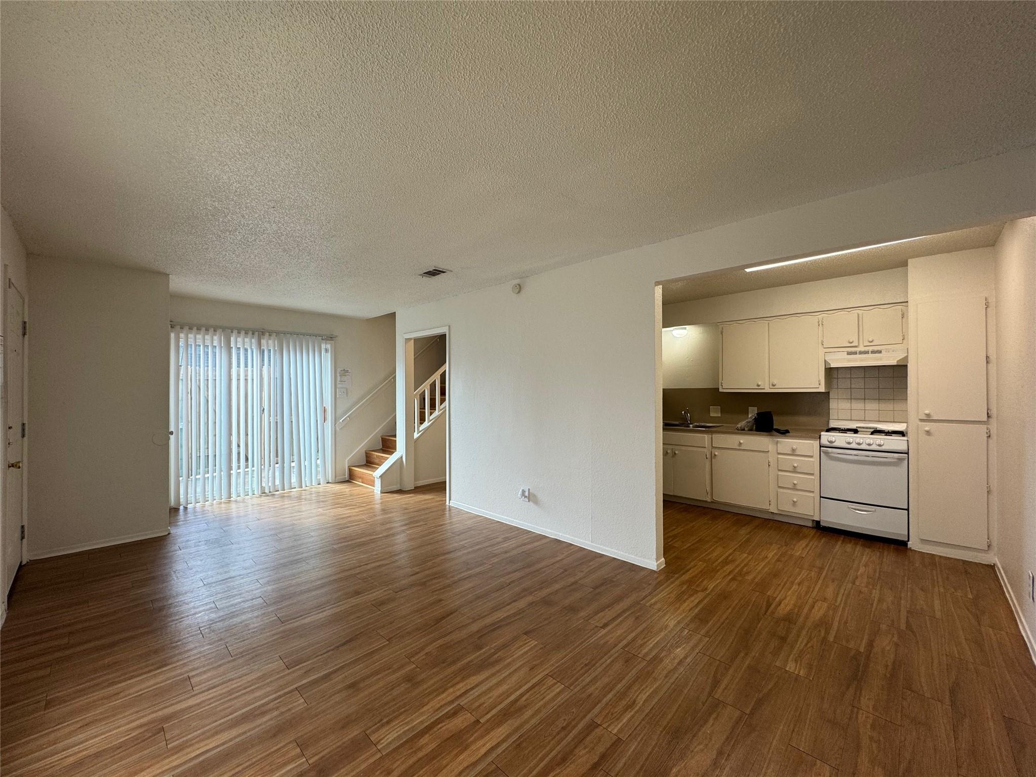 4810 West Wind TRL #104 — photo 3